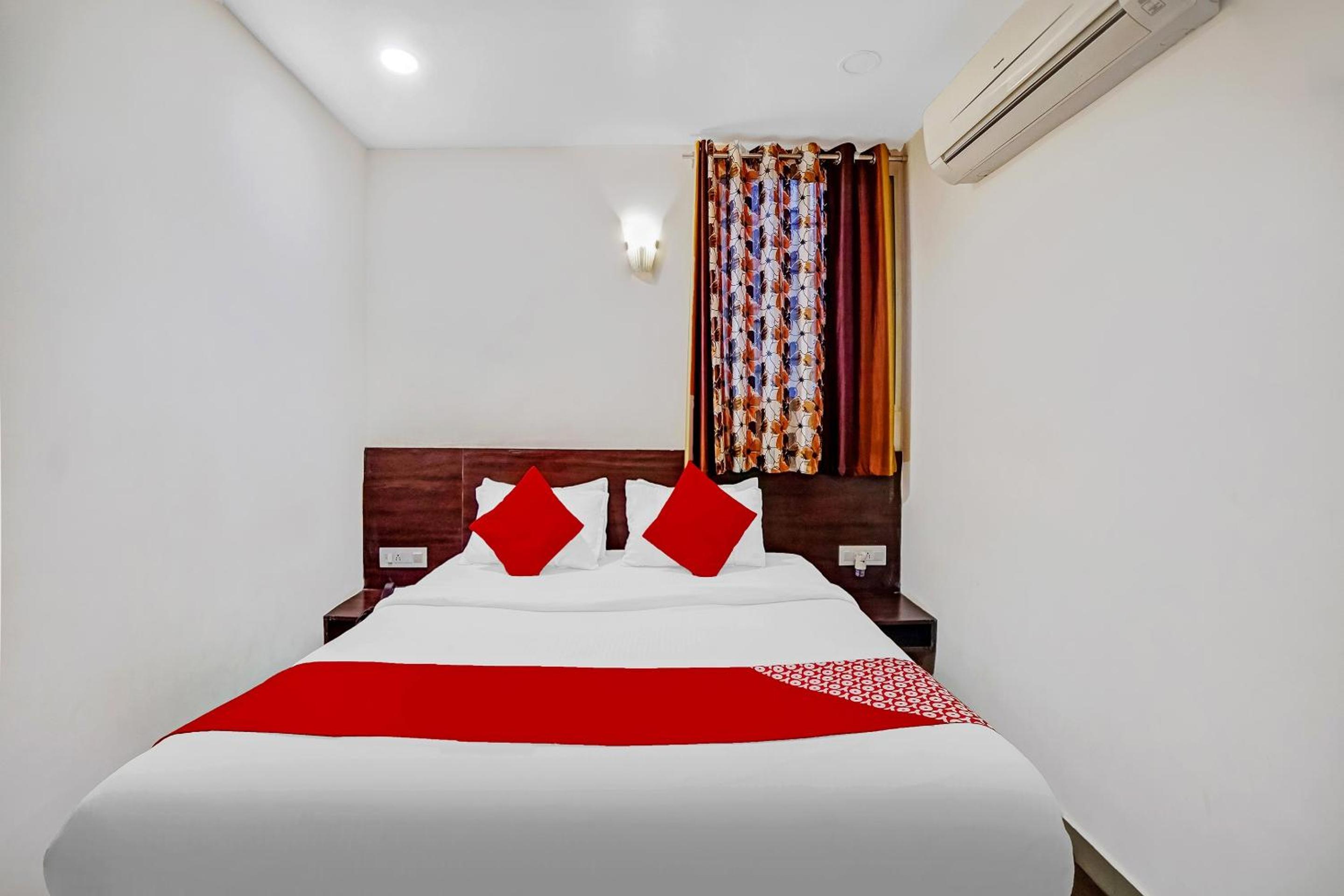 Deluxe Triple Room photo 2