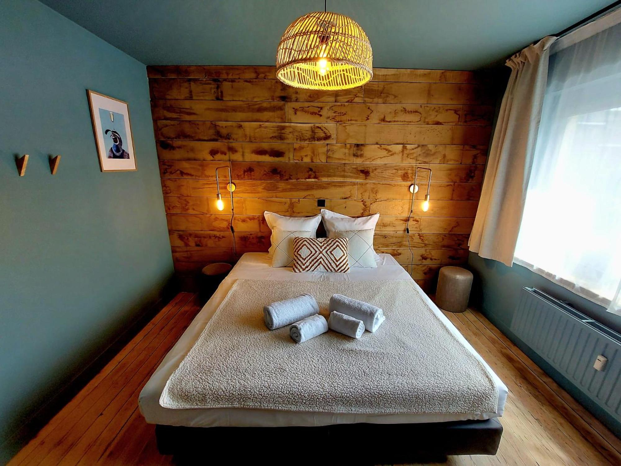 Queen Room