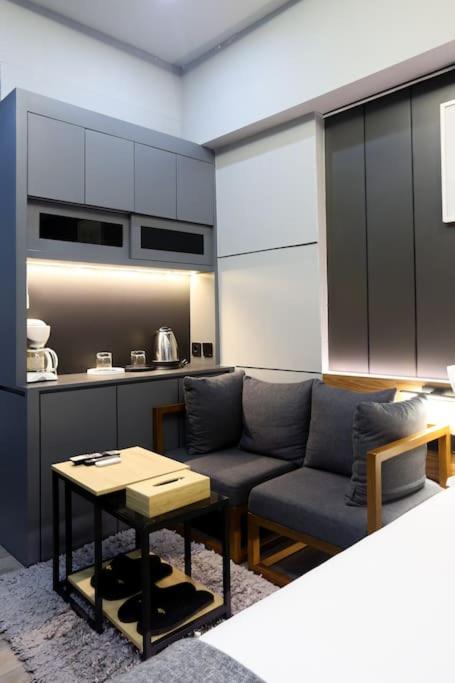 One-Bedroom Apartment - Photo 13