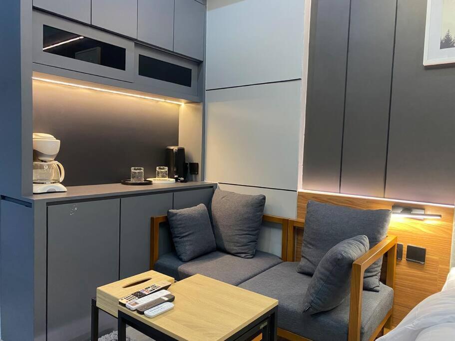 One-Bedroom Apartment - Photo 19