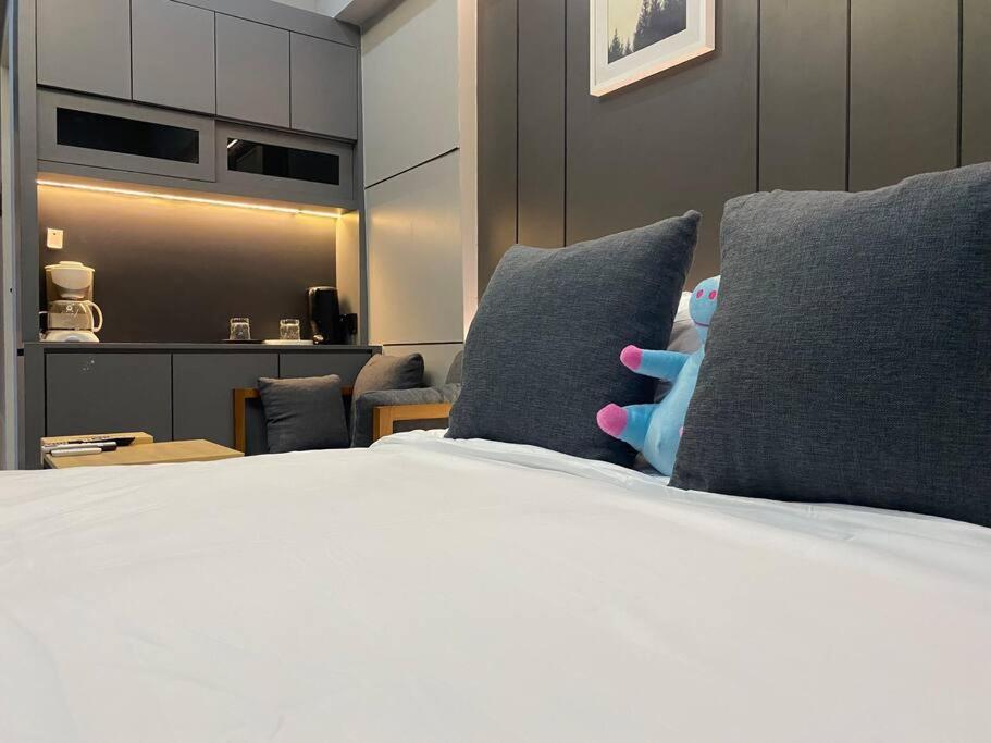One-Bedroom Apartment - Photo 21
