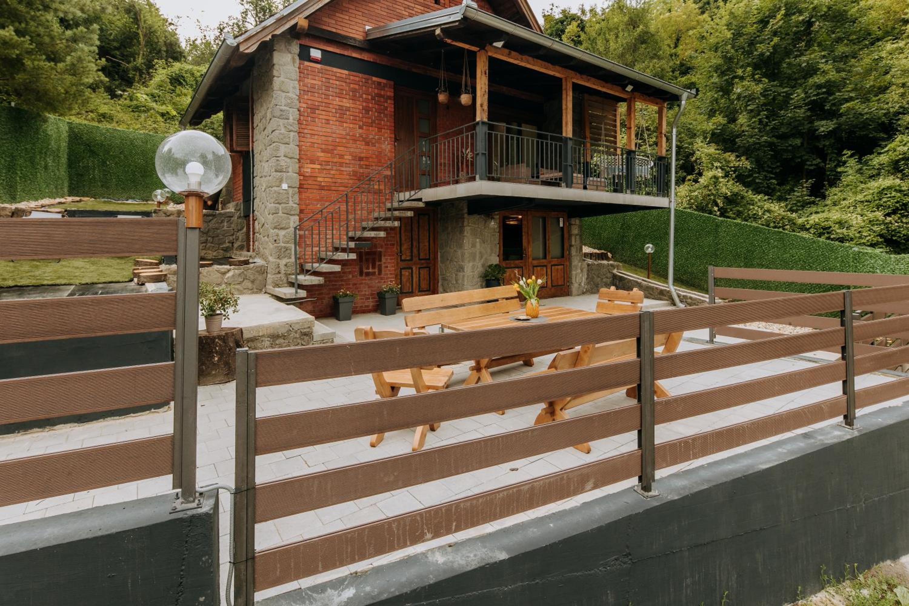 Villa photo 3