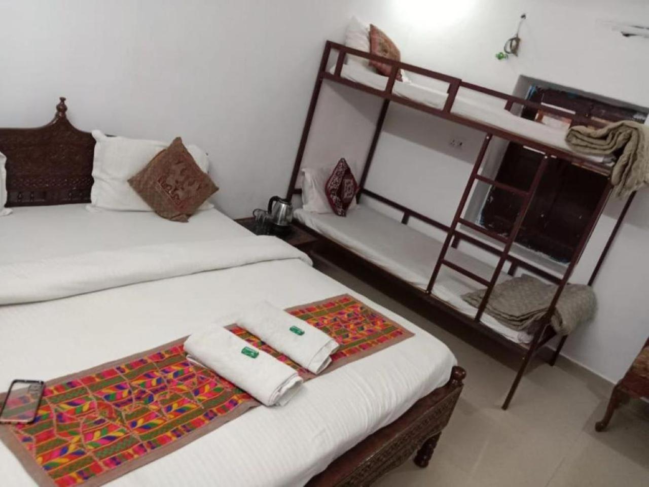 Bed in 4-Bed Mixed Dormitory Room