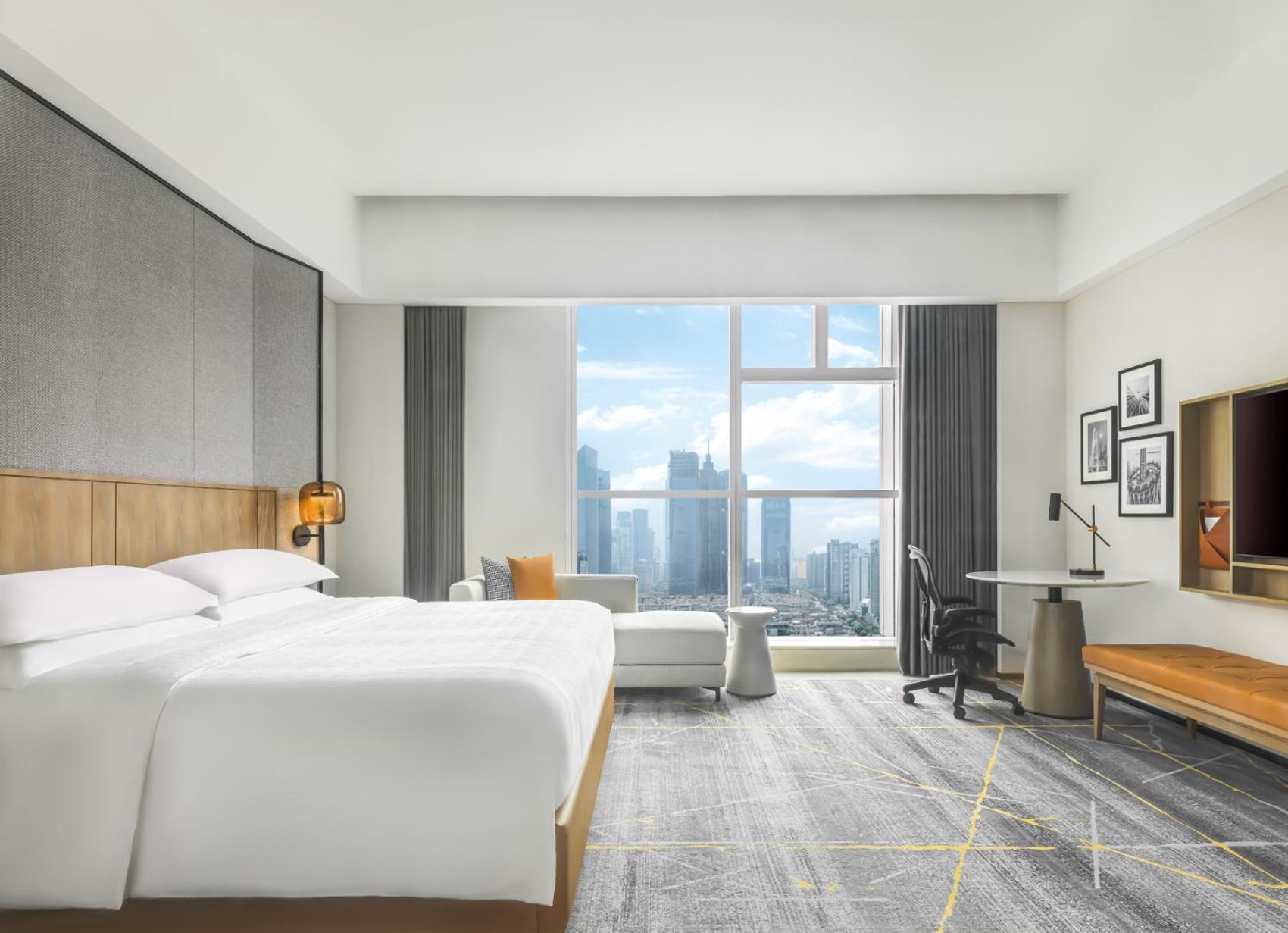 Club Deluxe, Club lounge access, Guest room, 1 King - Photo 10