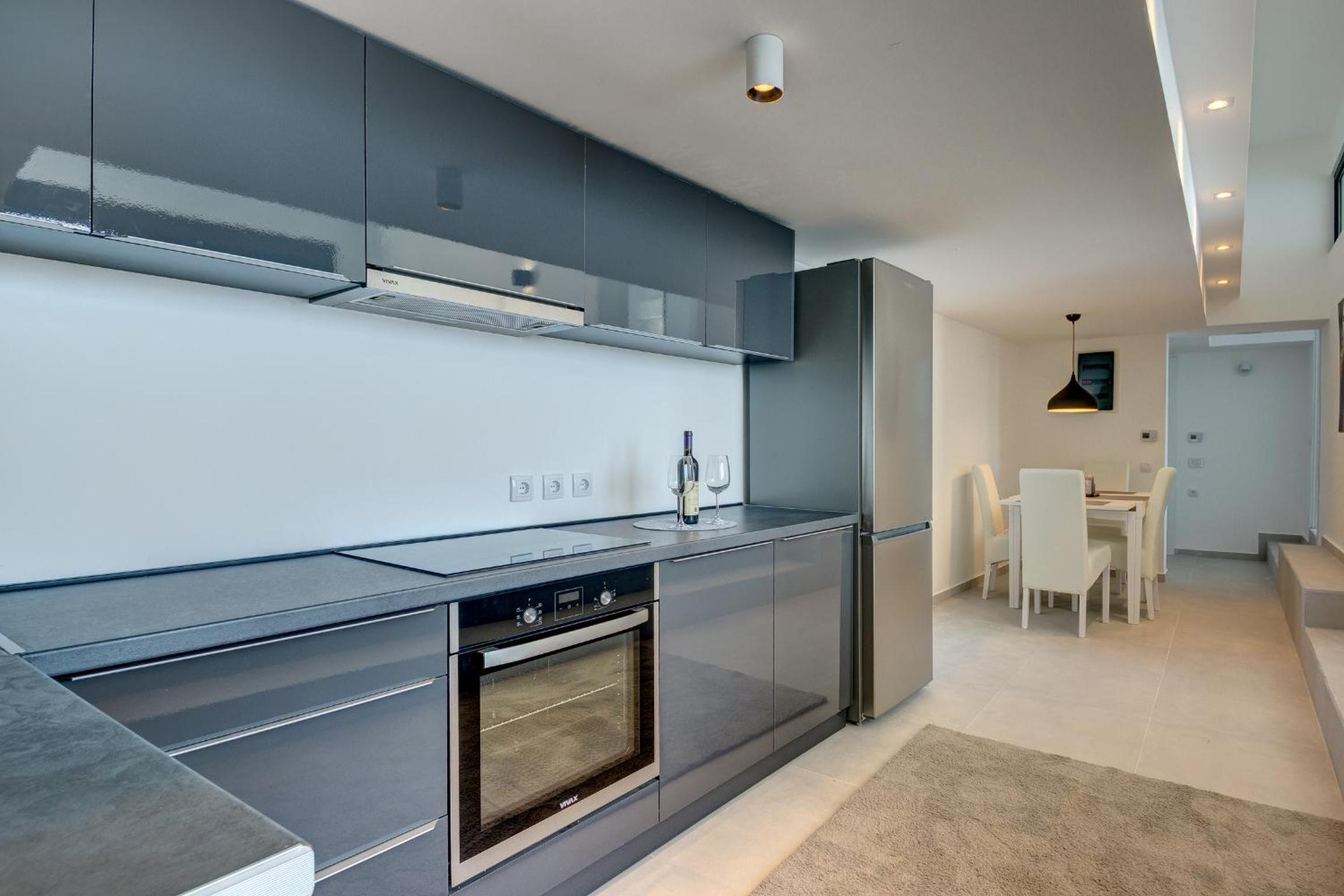 Apartment photo 3