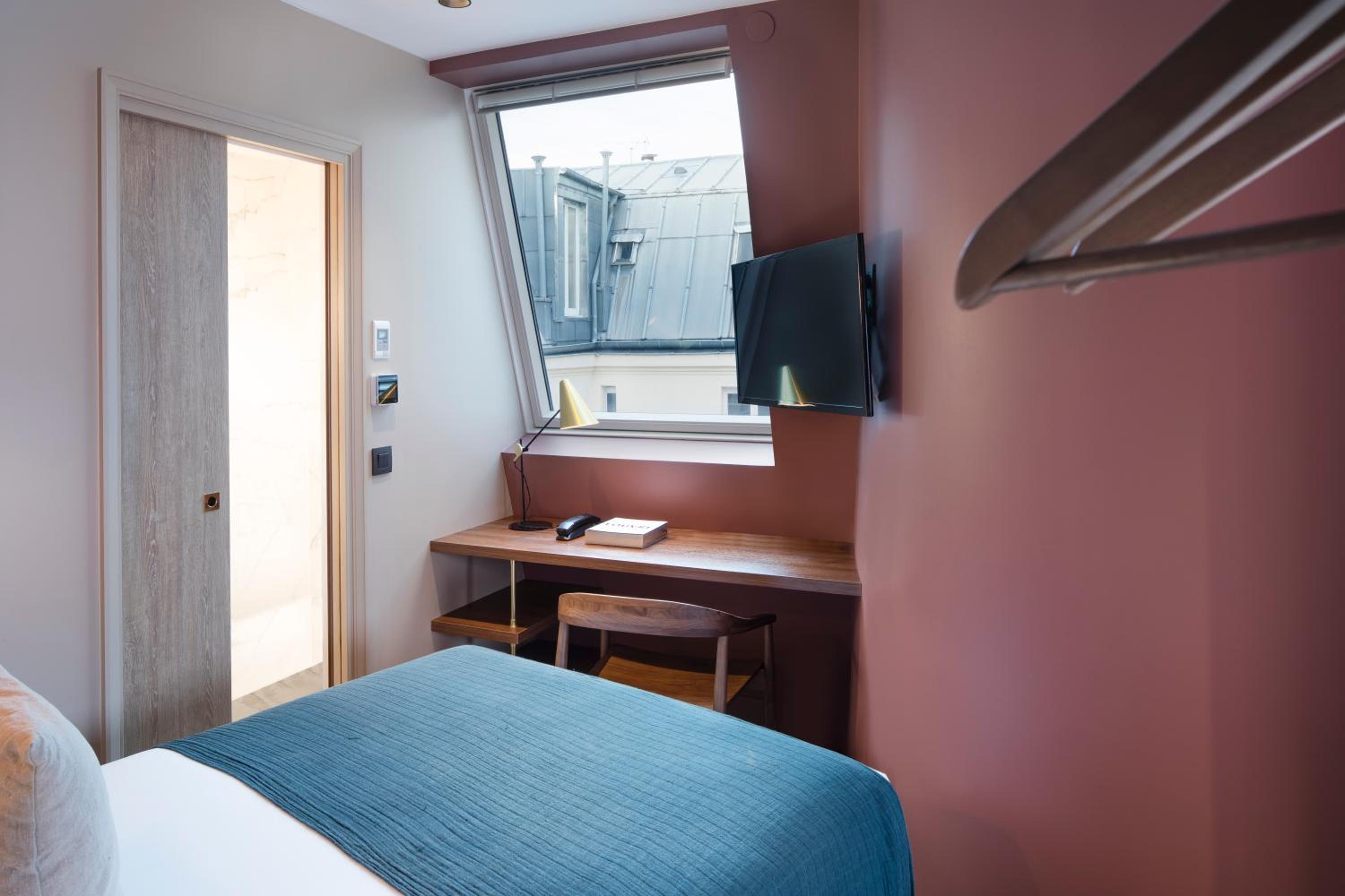 Single Room photo 2