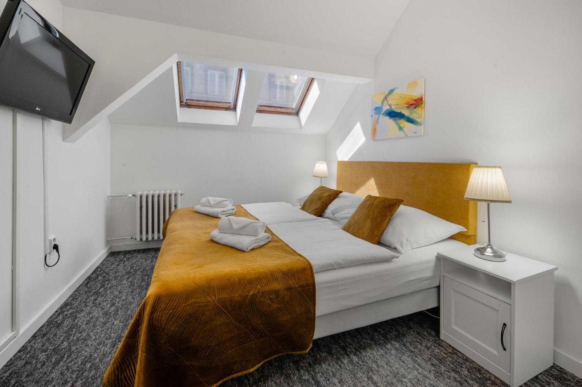 Standard Double Room - Photo 3