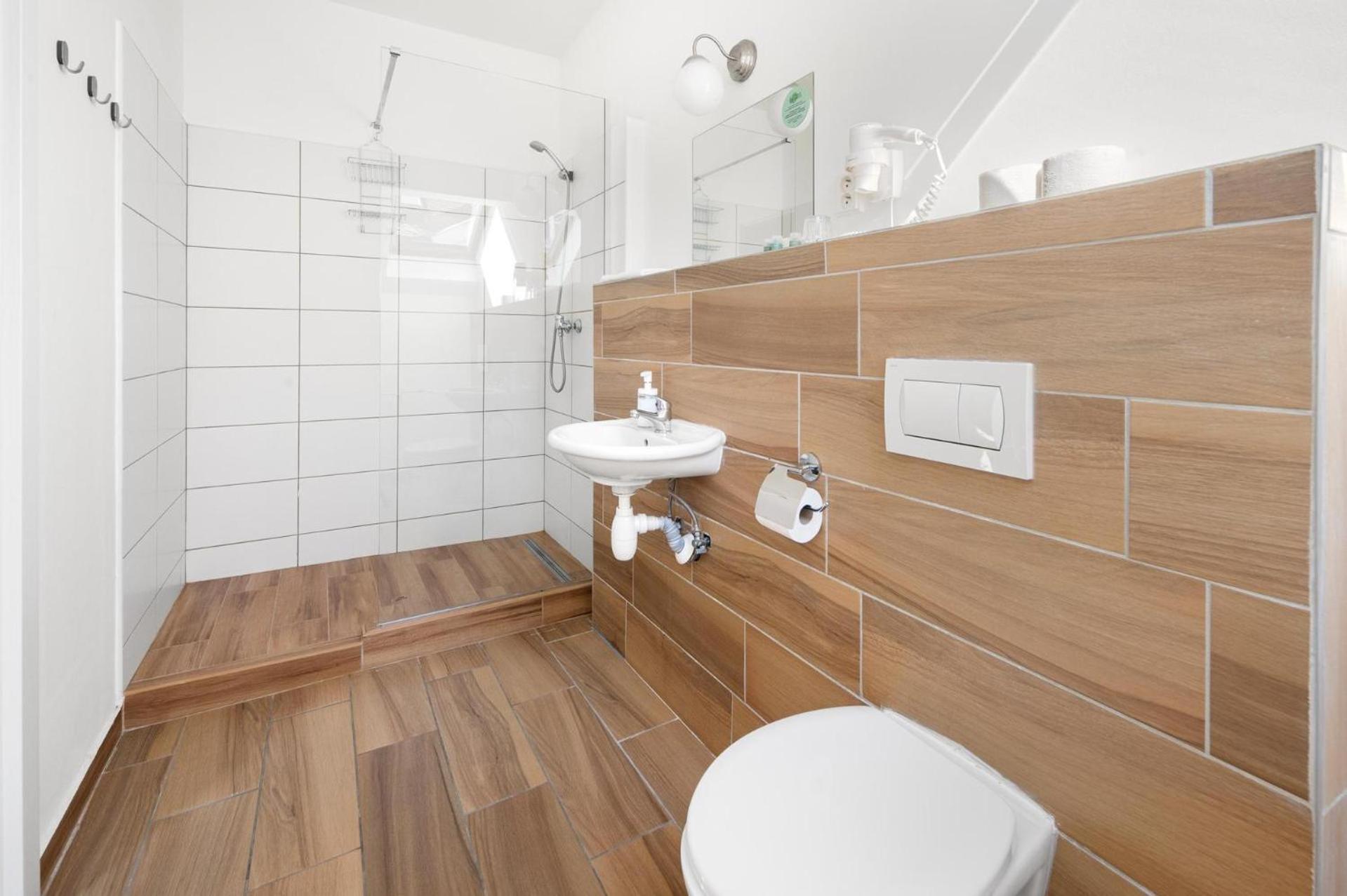 Triple Room - Photo 5