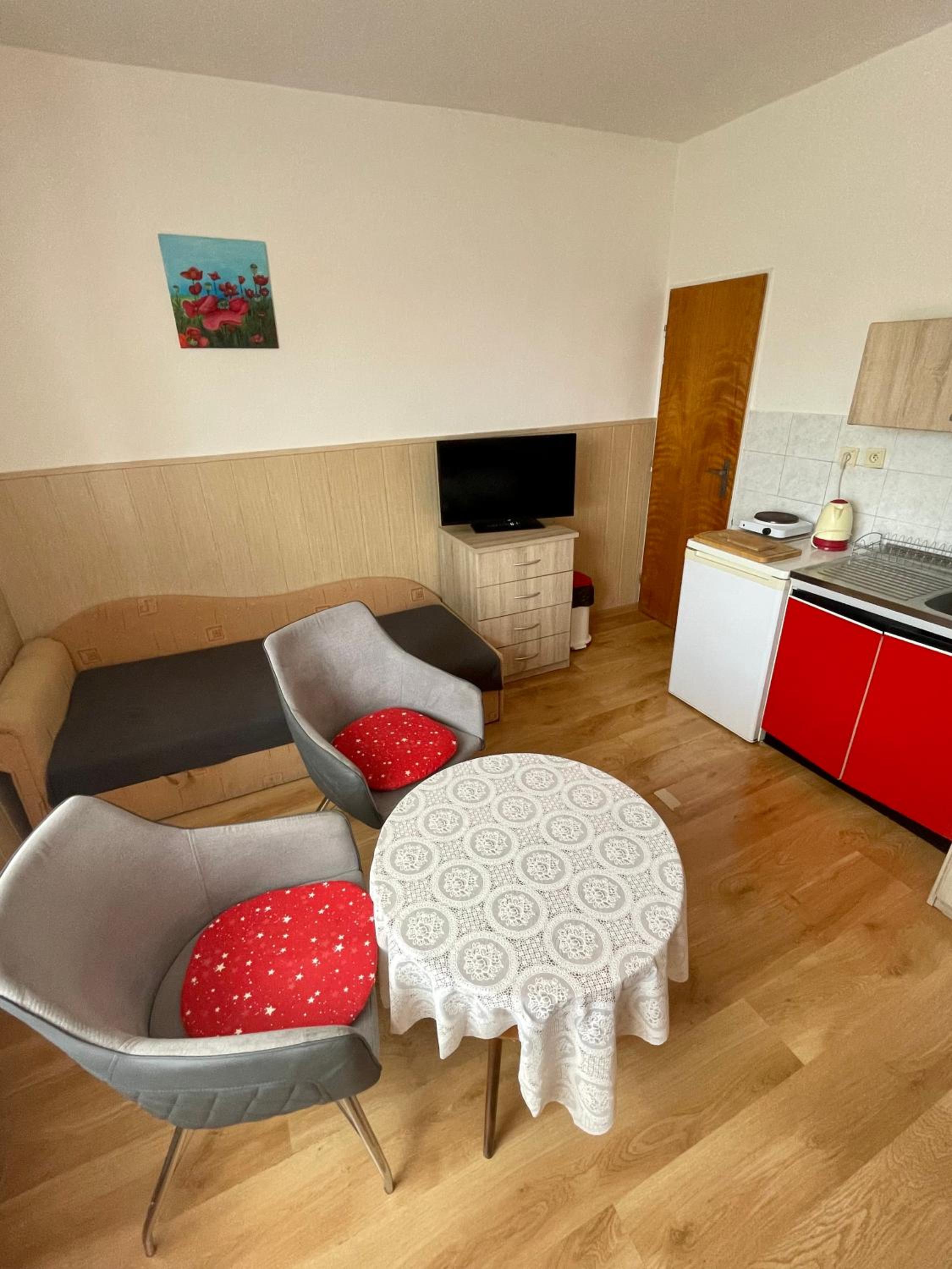 Double Room with Extra Bed - Photo 1