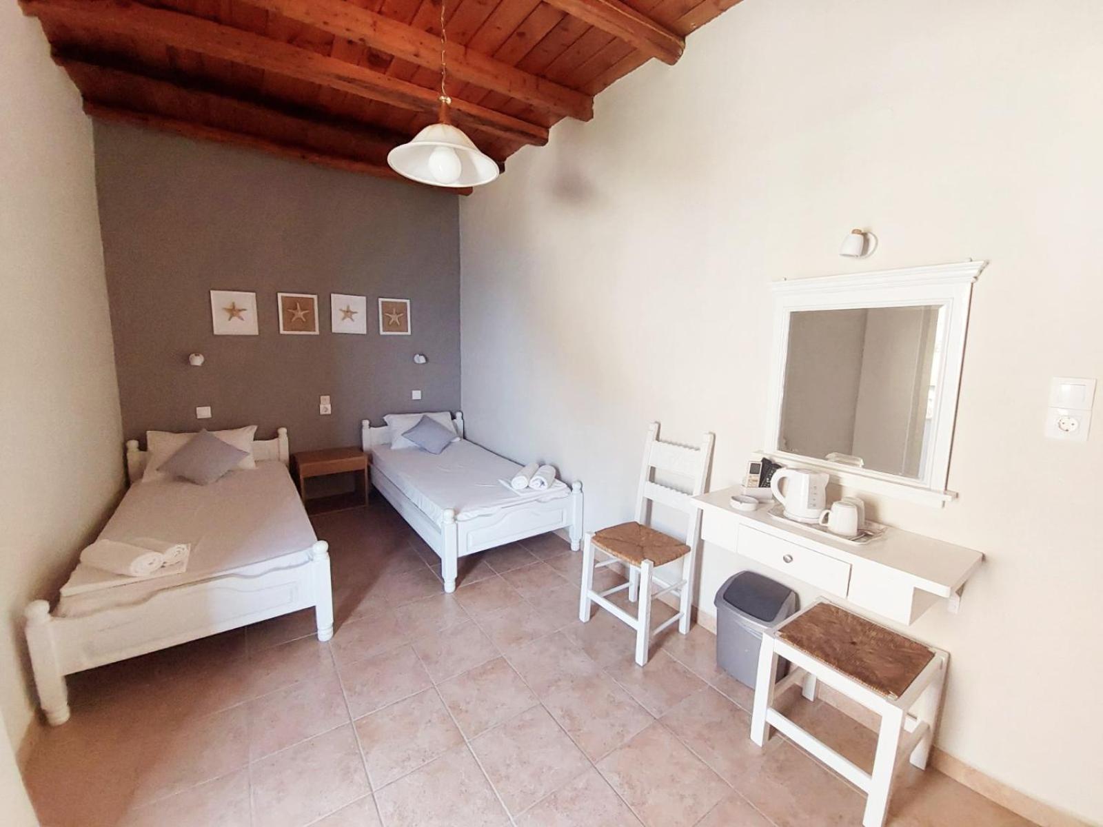 Double or Twin Room with Partial Sea View