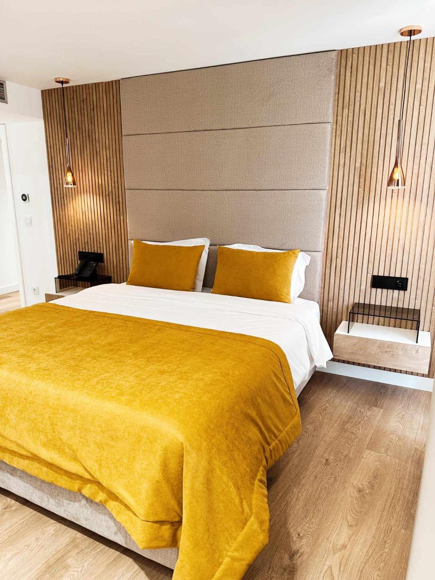 Suite with Terrace - Photo 1