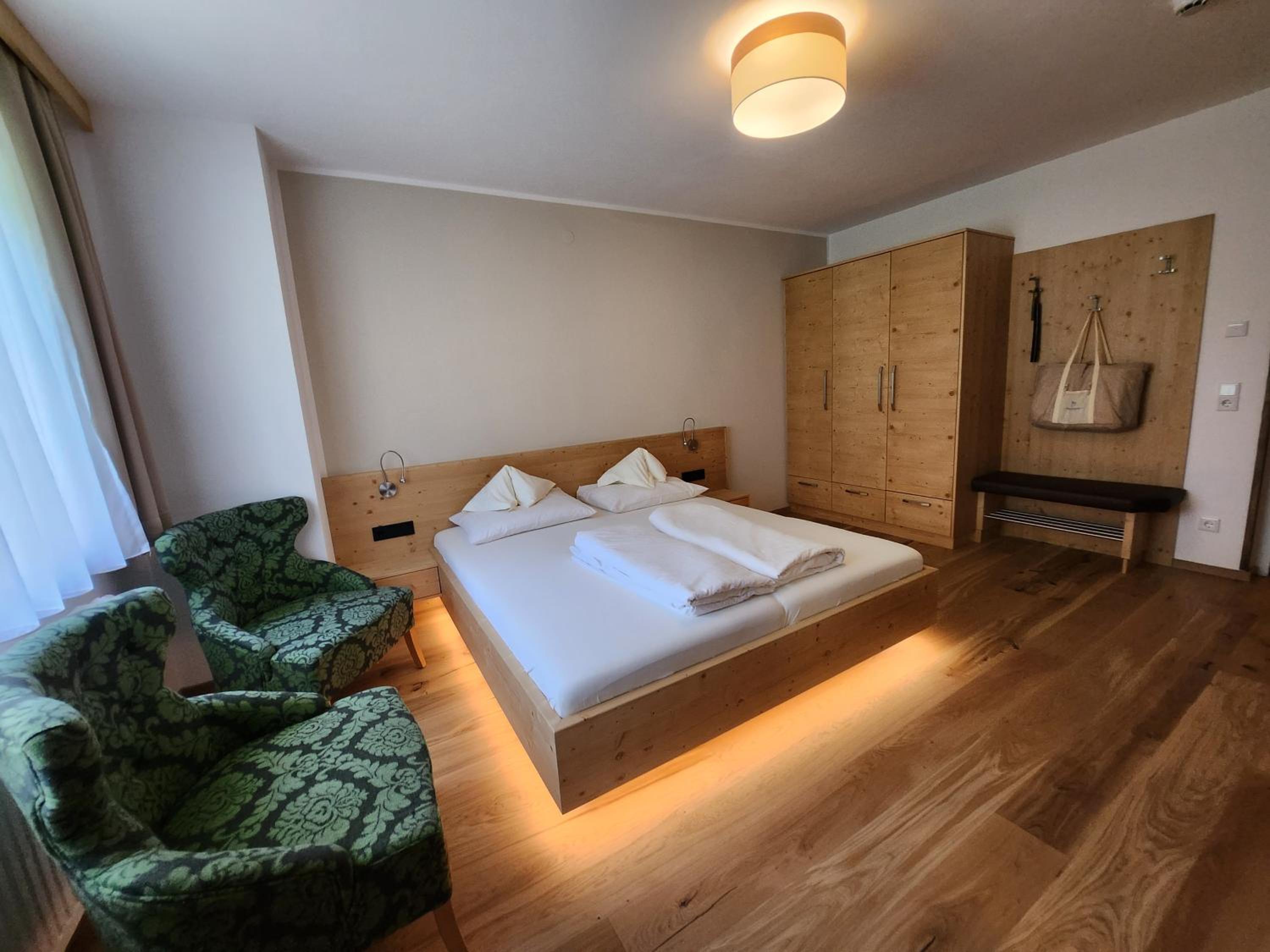 Small Double Room photo 1
