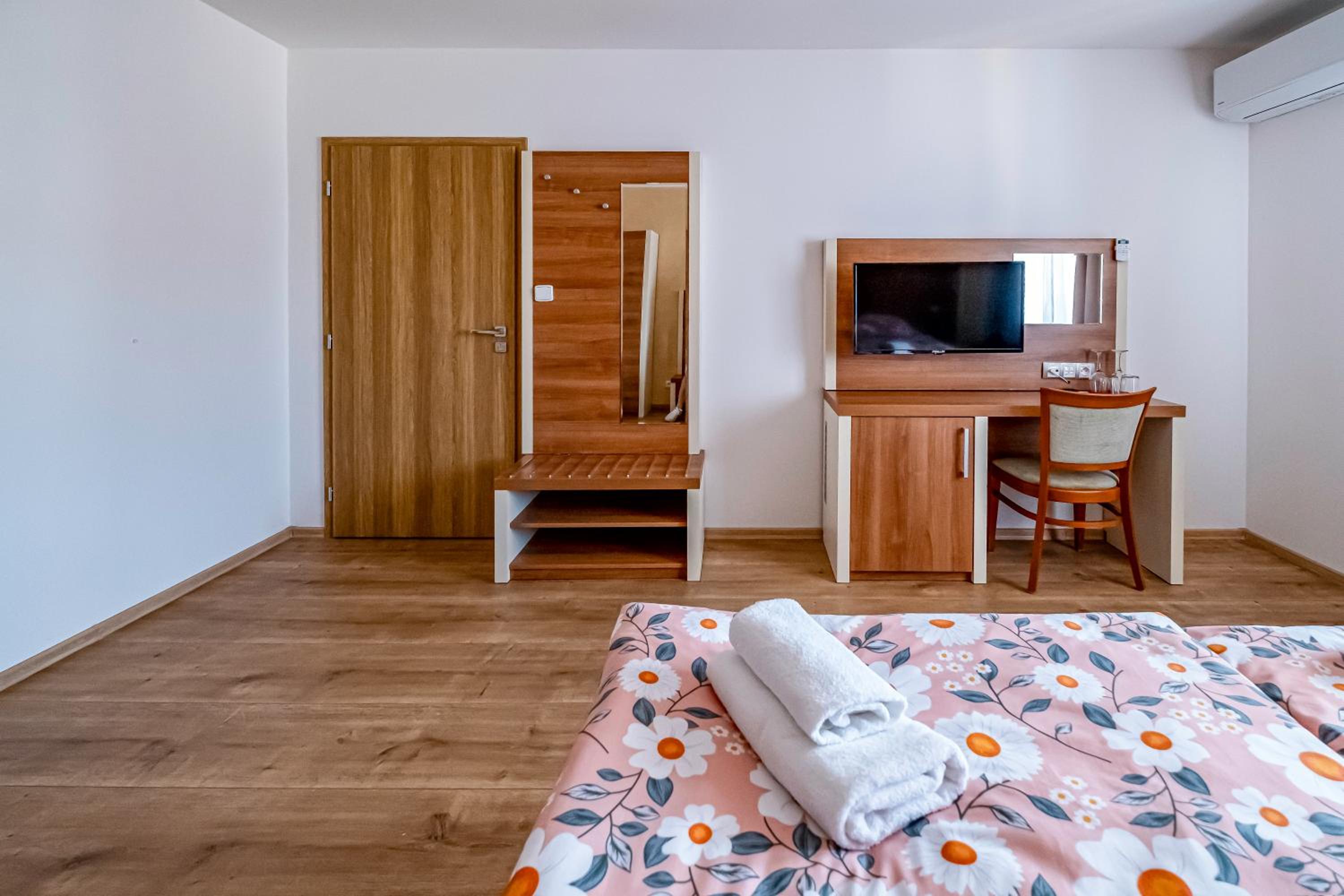 Double Room photo 1