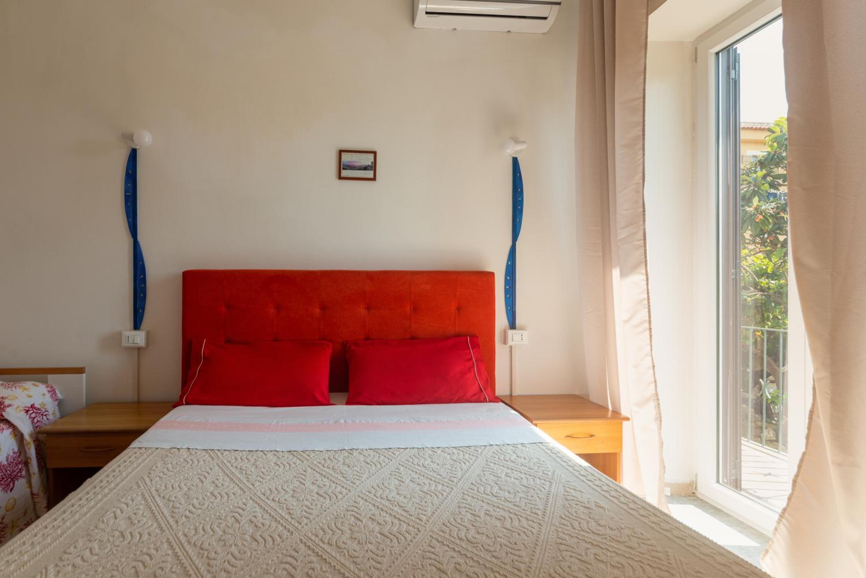 Apartment with View and Balcony - Photo 1