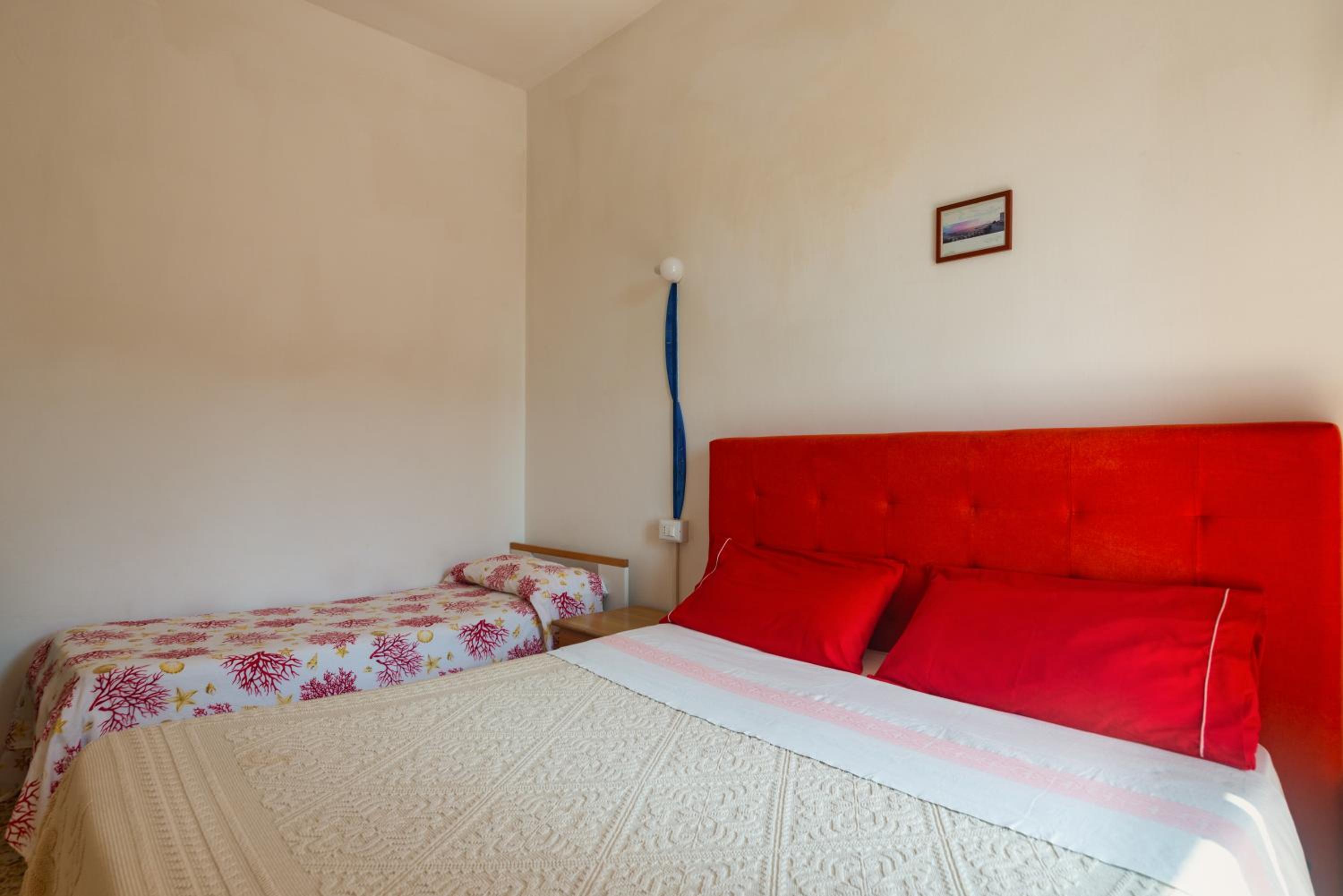 Apartment with View and Balcony - Photo 2