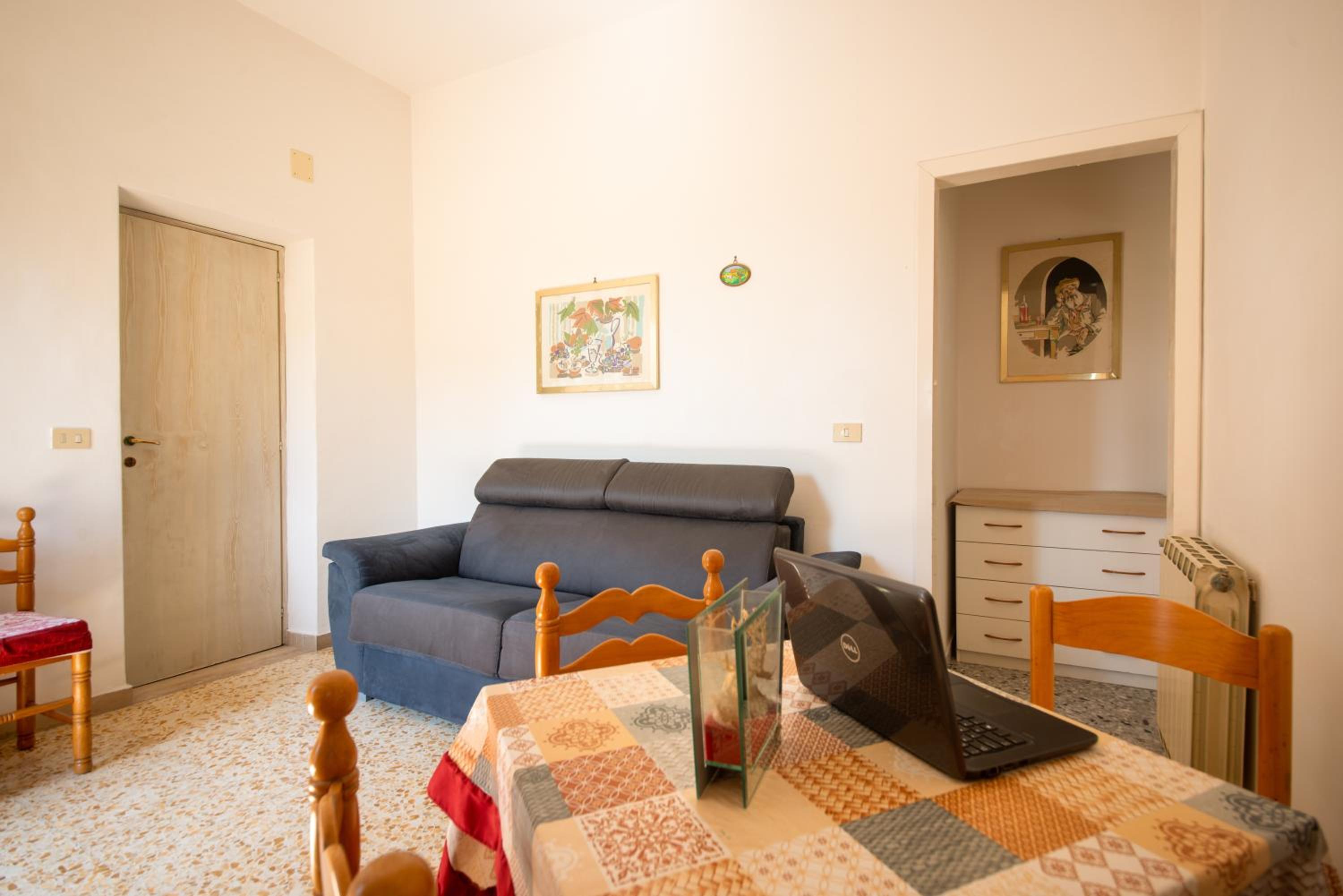 Apartment with View and Balcony - Photo 6