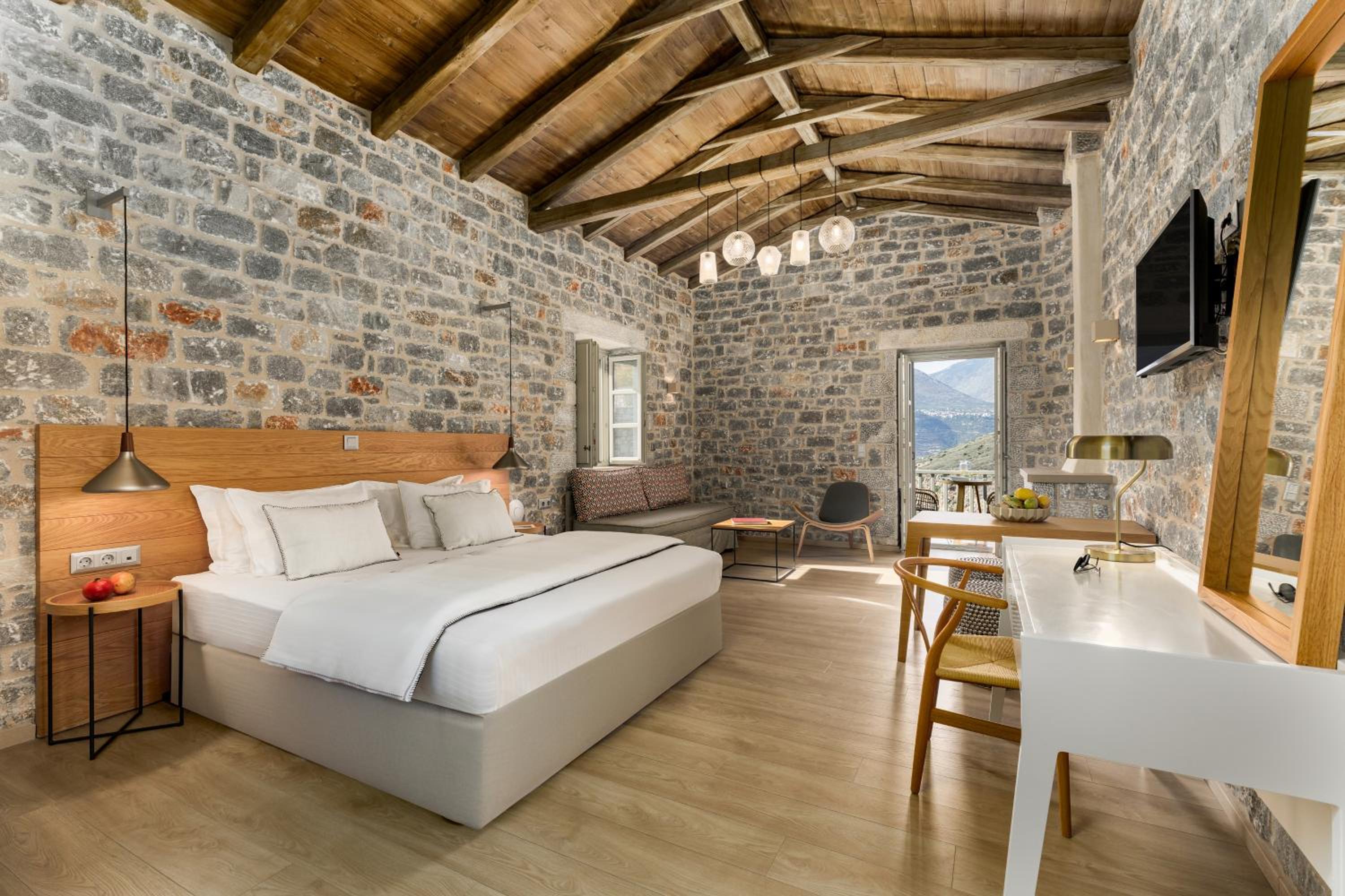 Junior Suite with Sea View - Photo 1