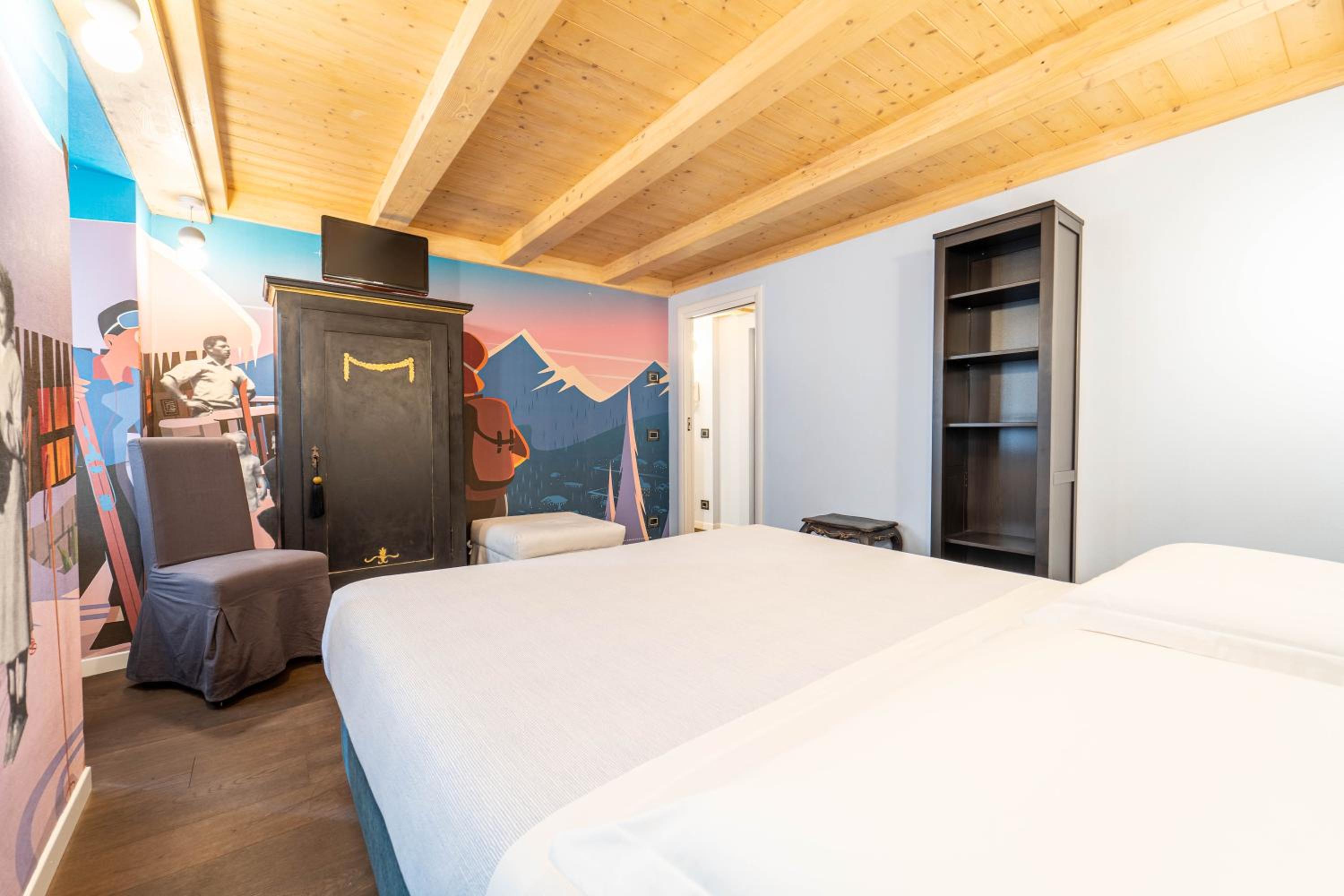 Large Double Or Twin Room photo 3