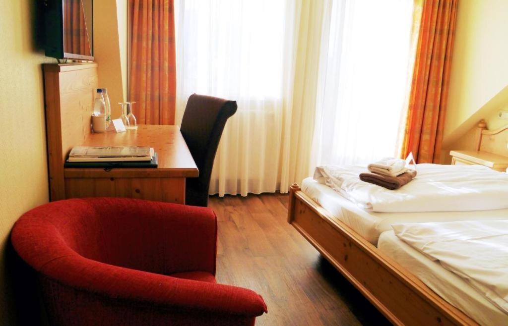 Large Double Room with Balcony 