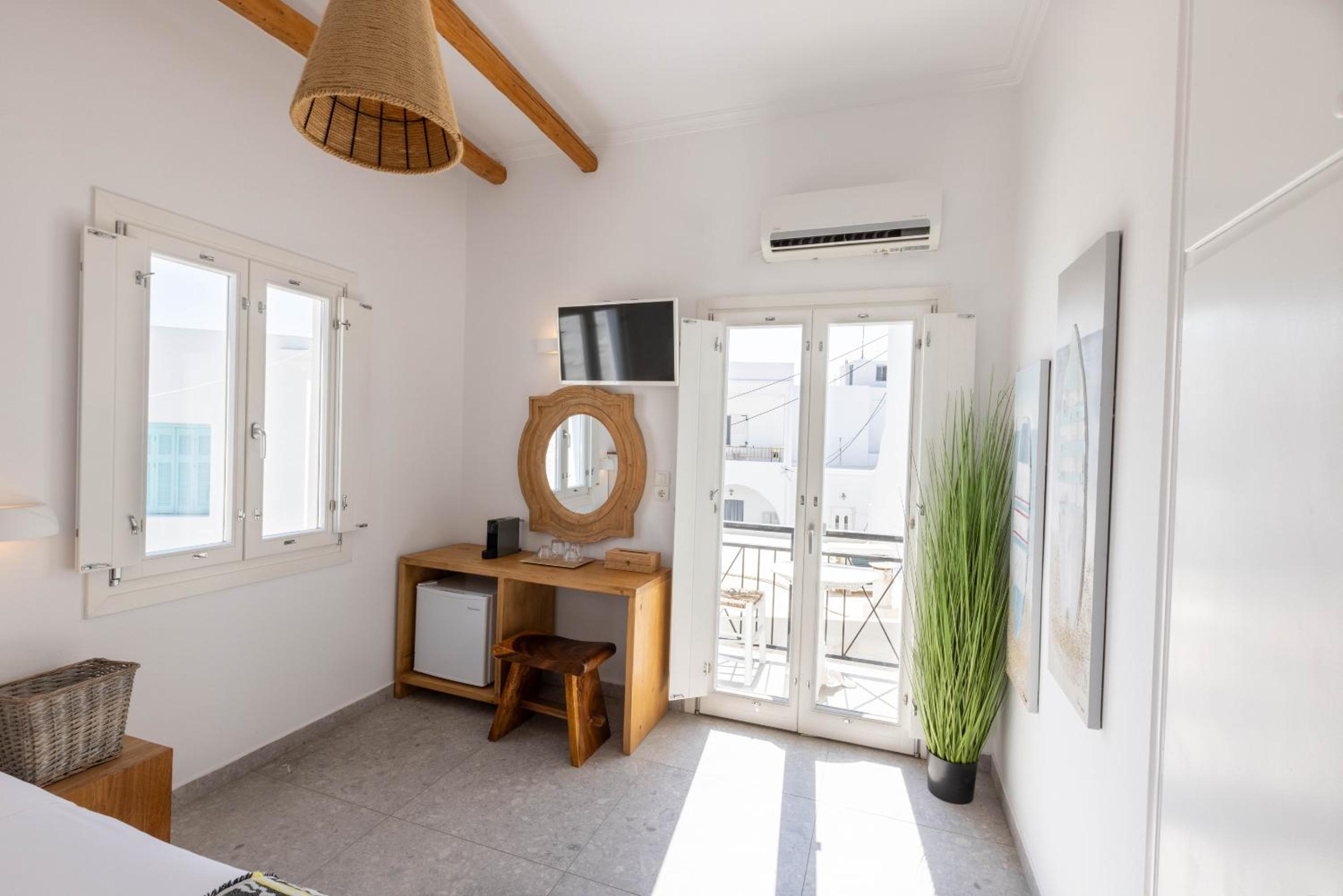 One-Bedroom Apartment - Photo 19