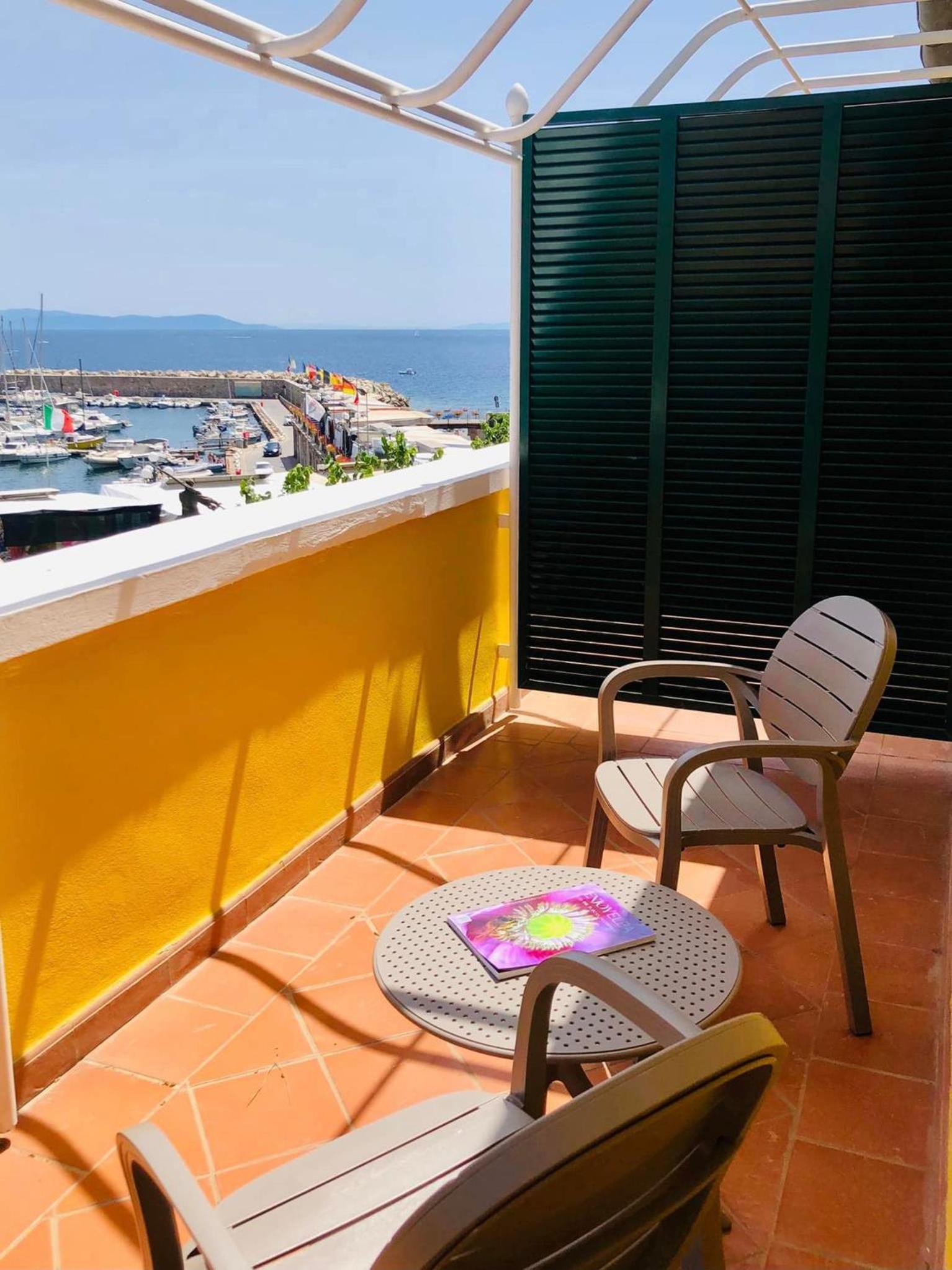 Comfort Double Room with Balcony - Photo 10