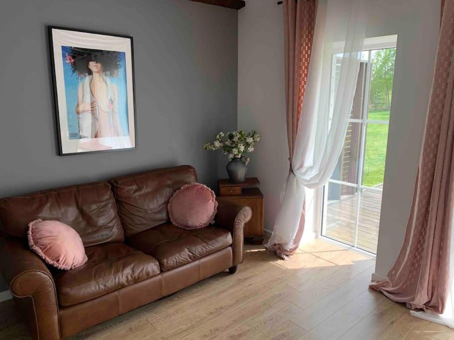 One-Bedroom House photo 2