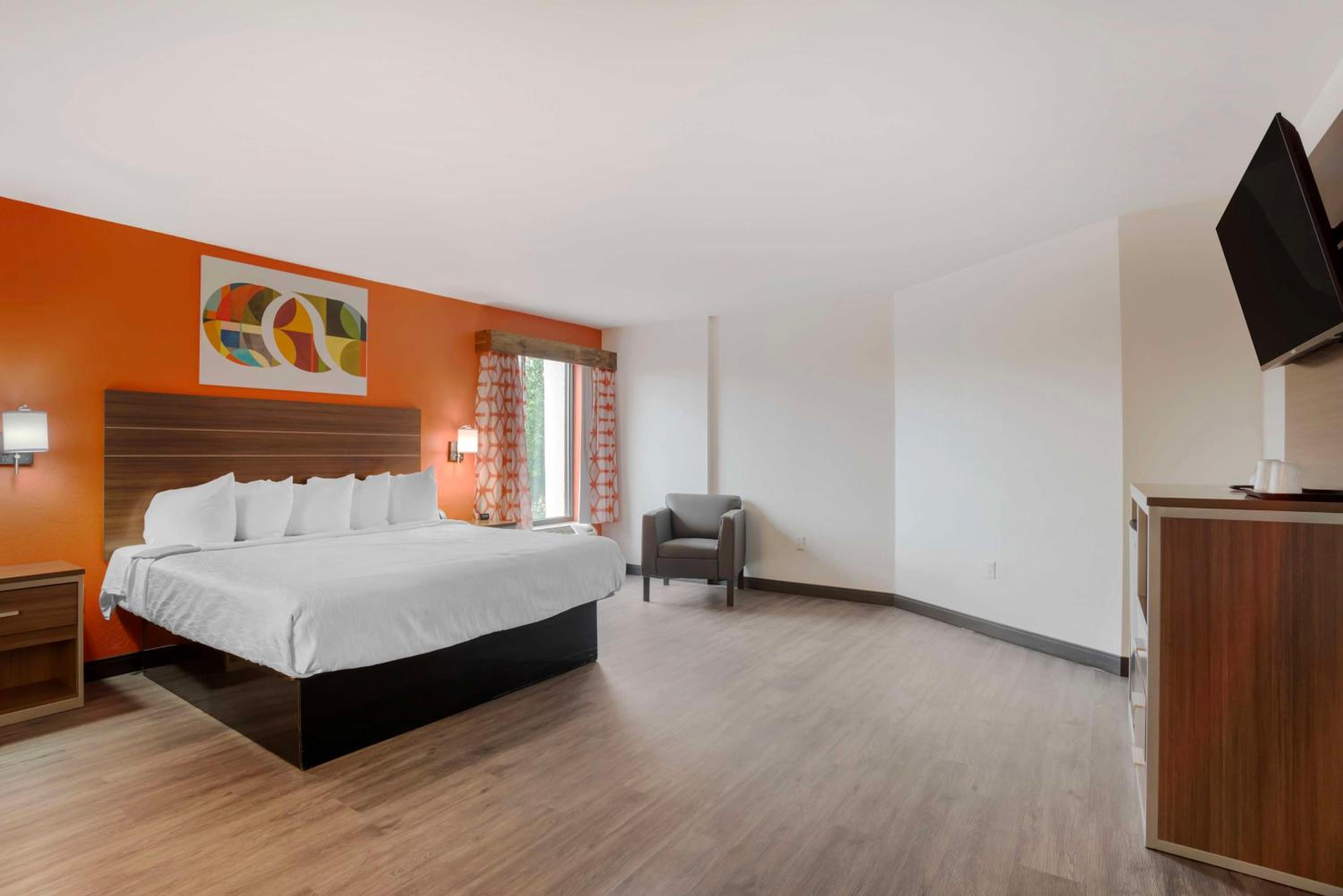 Two-Room King Suite with Sofa Bed - Non-Smoking photo 1