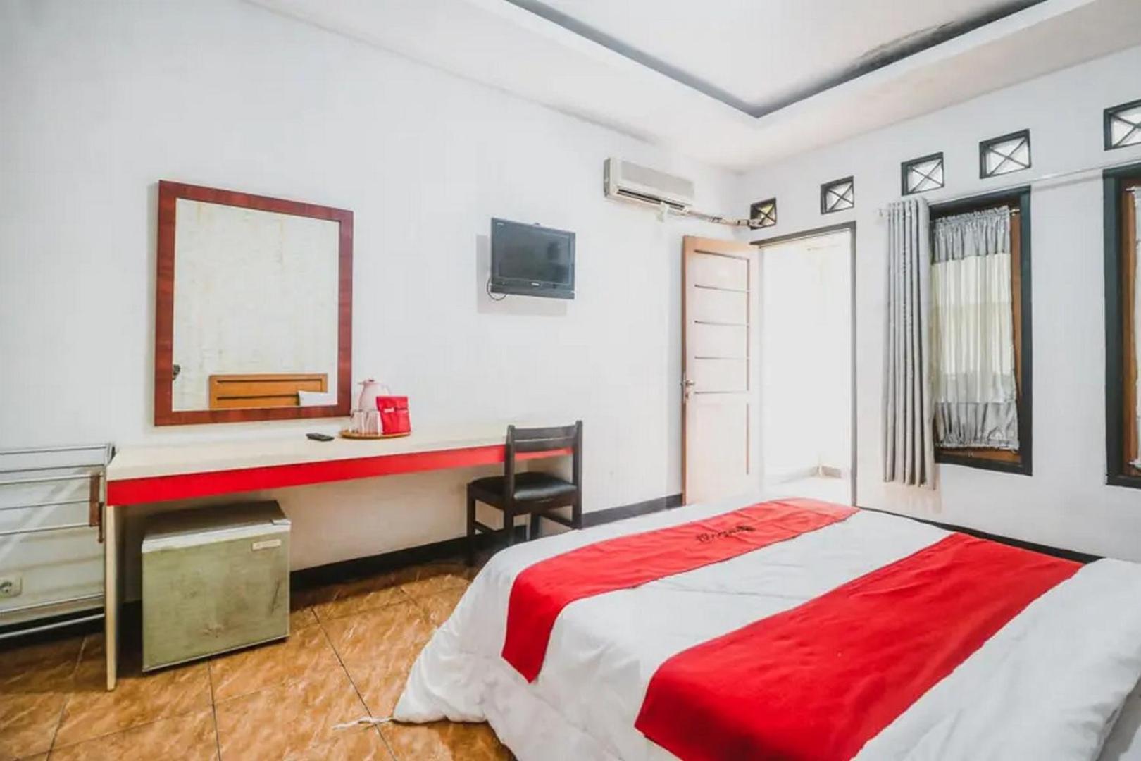 Standard Double Room - Photo 2