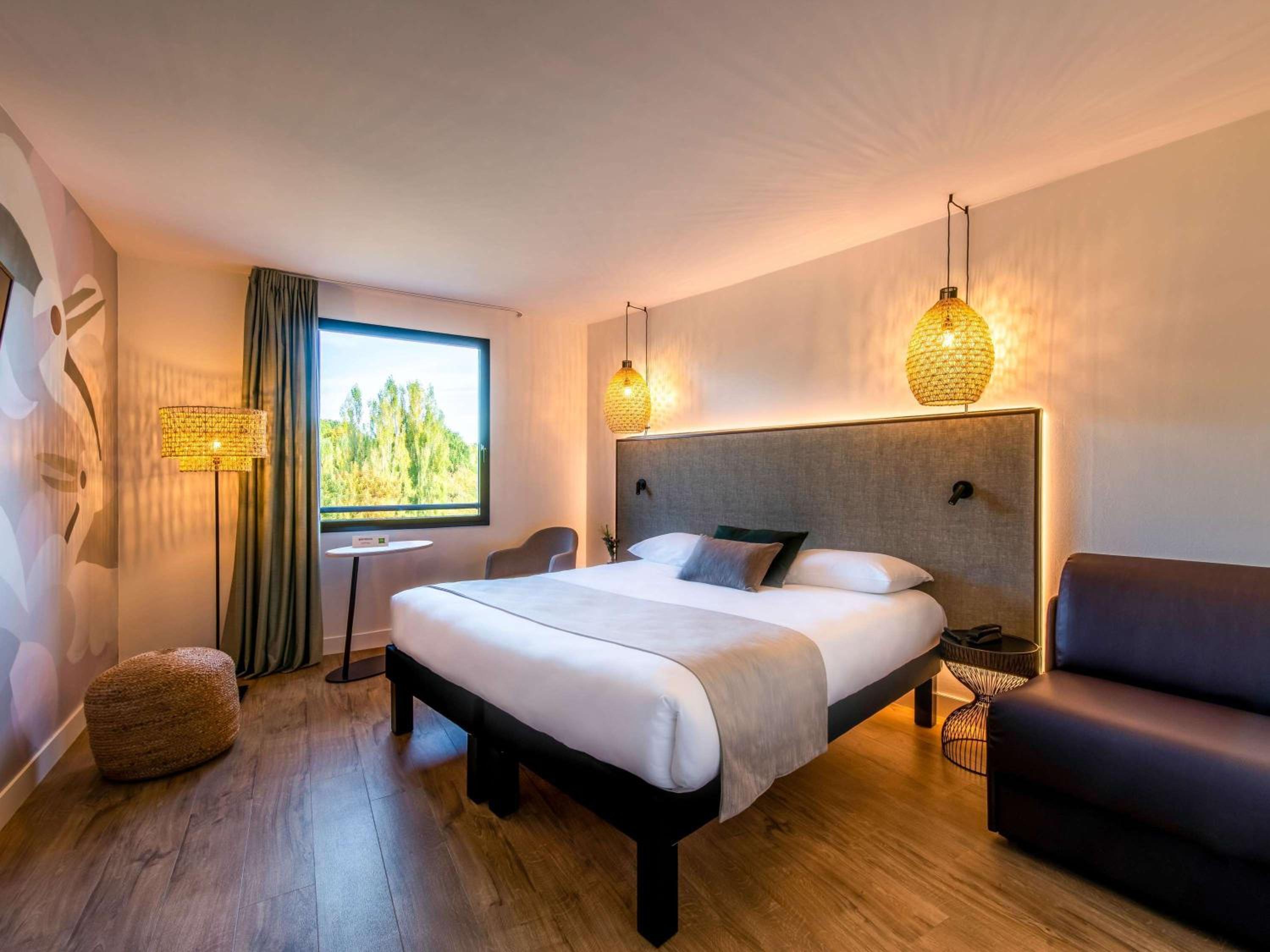 Premium Double Room with sofa bed - Photo 1