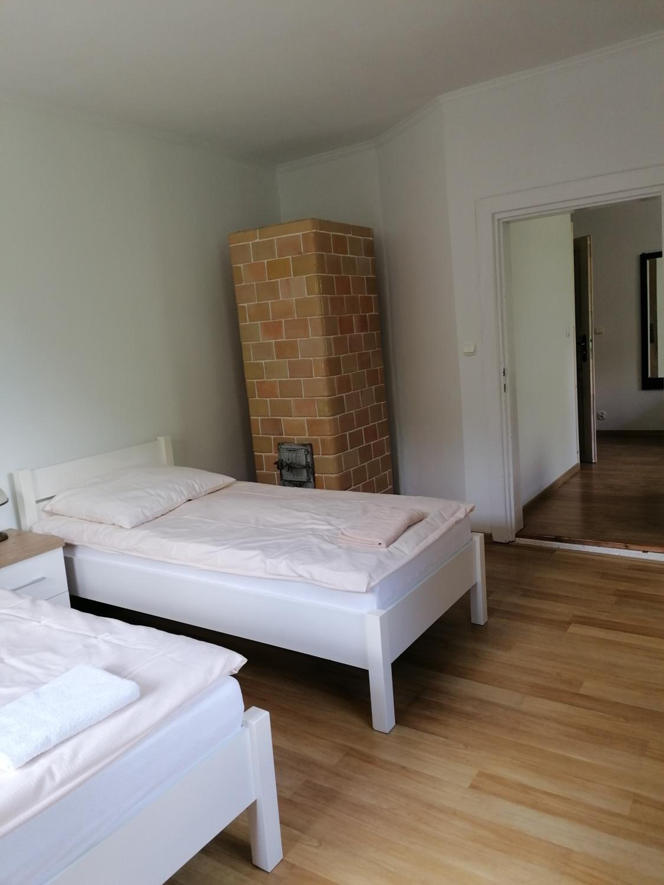 Apartment photo 2