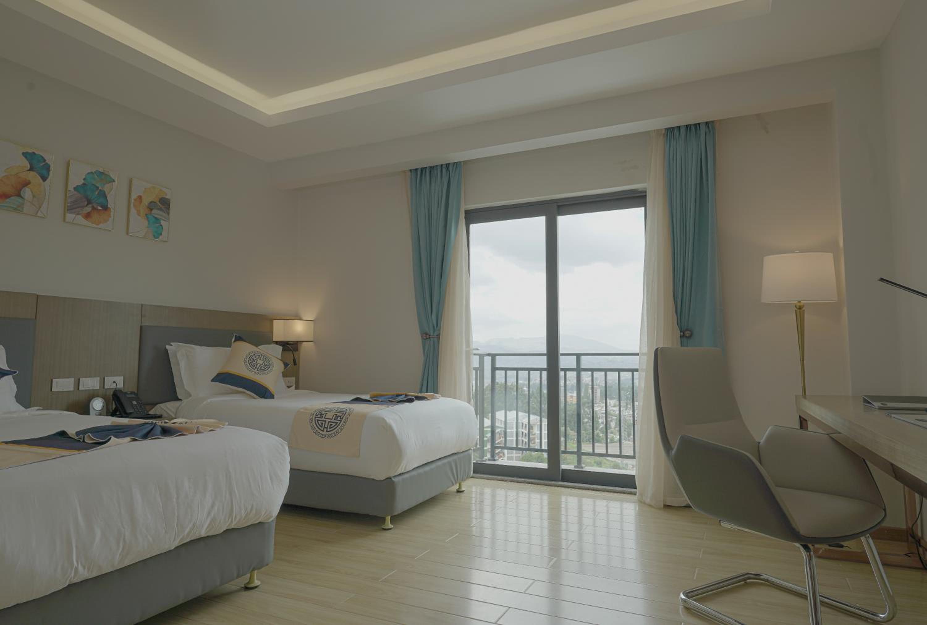 Standard Twin Room - Photo 5