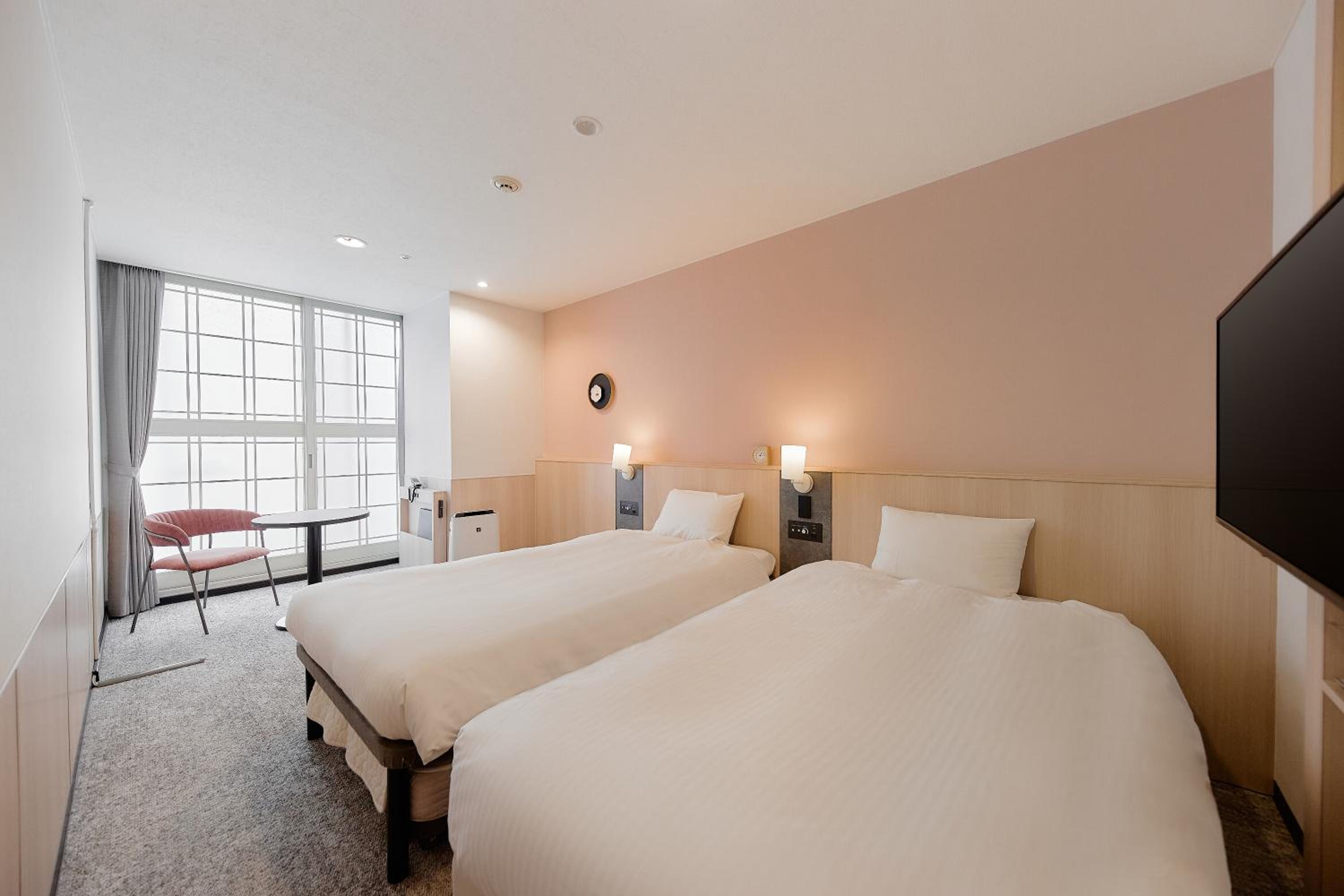 Superior Twin Room - Photo 1