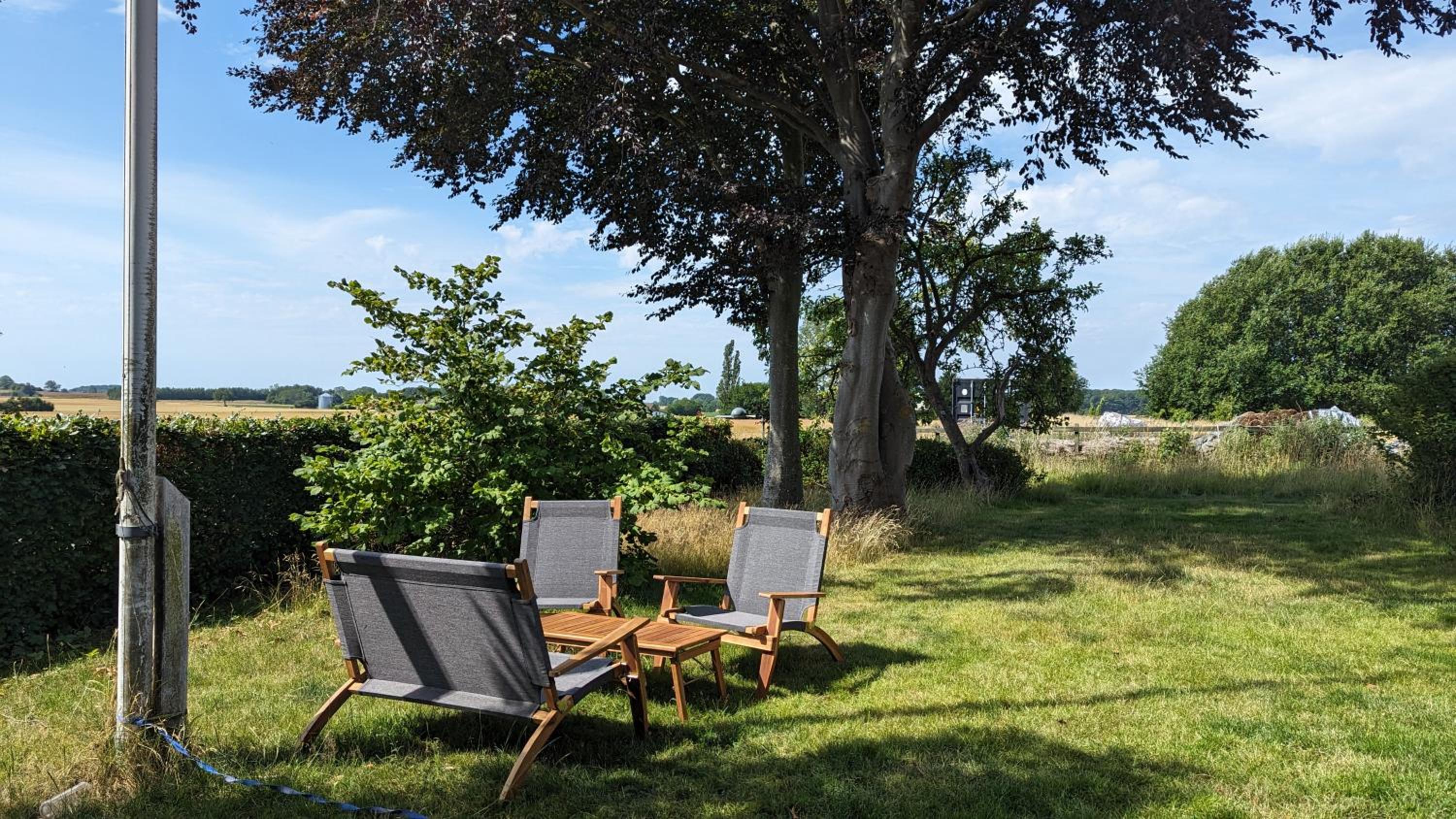 Deluxe One-Bedroom Apartment with Garden View