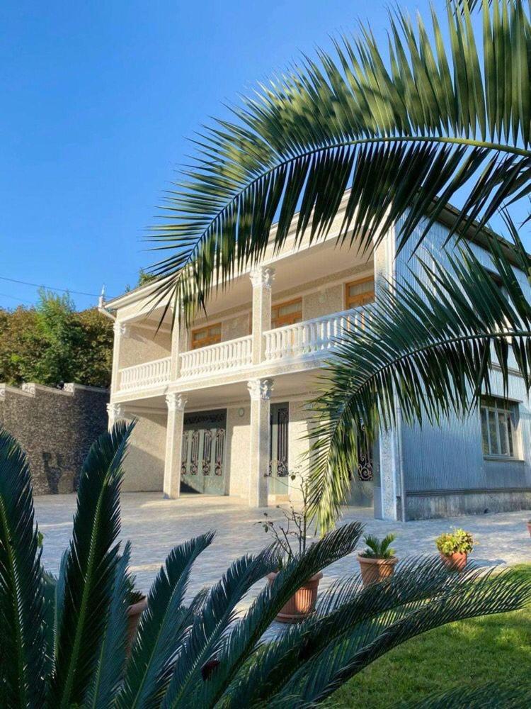 Villa photo 1