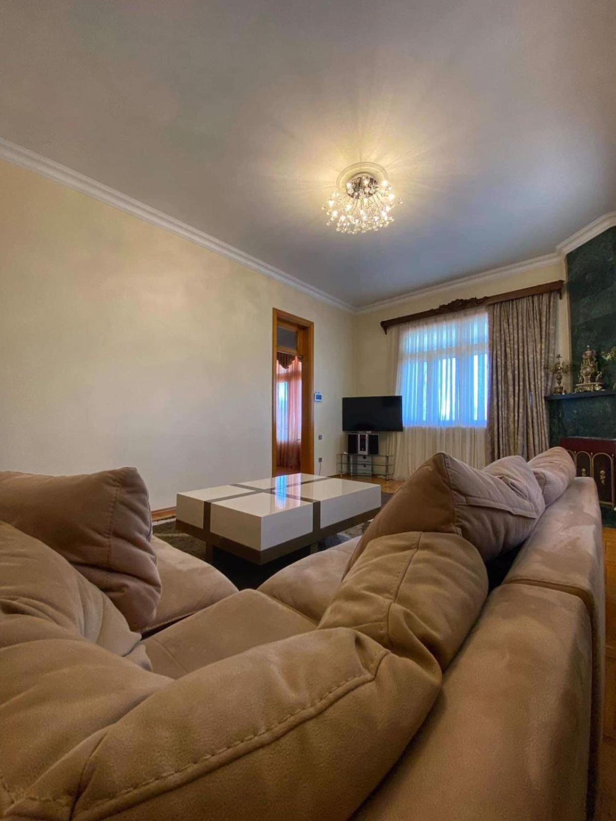 Villa photo 3