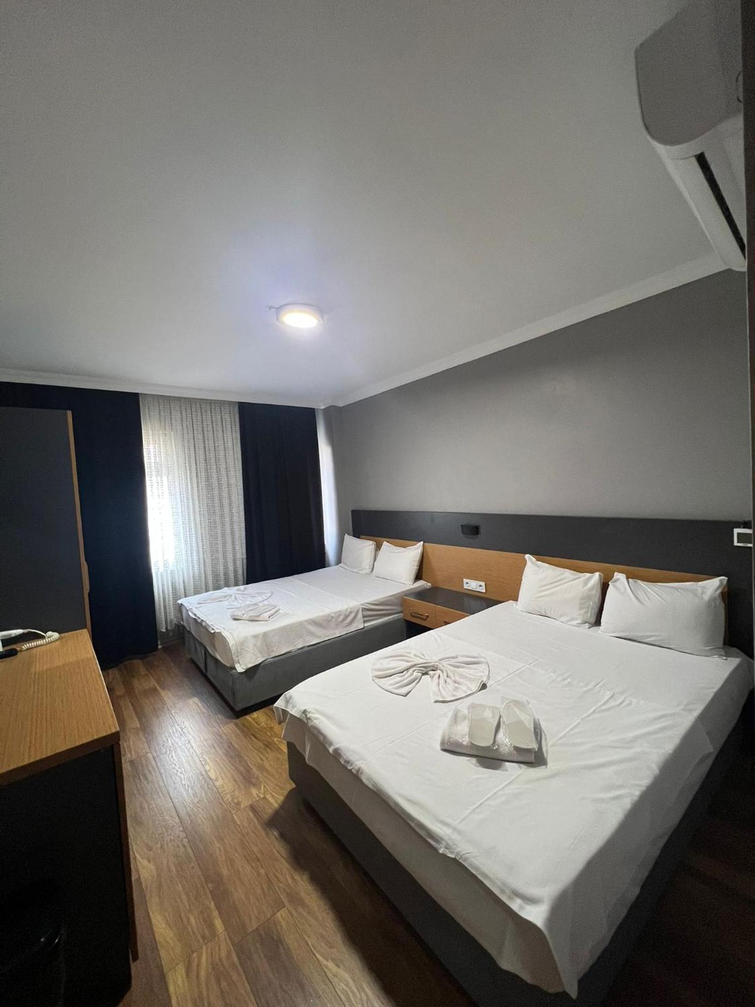 Standard Quadruple Room photo 2