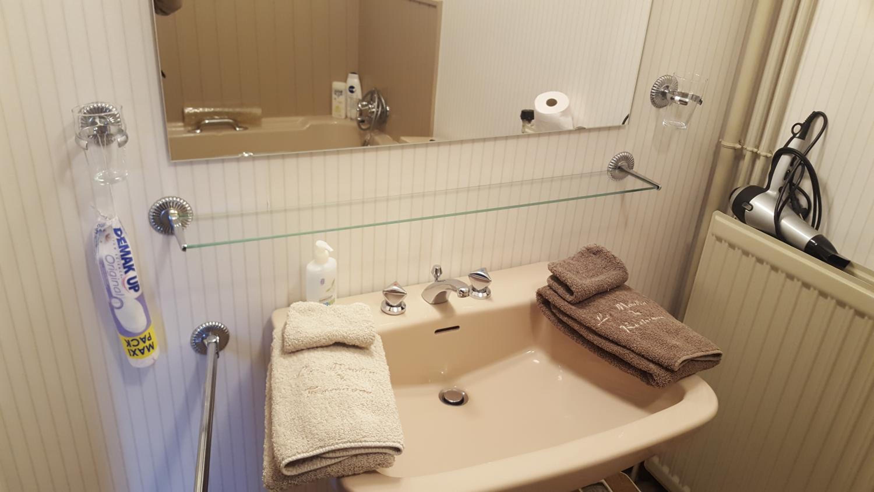 Twin Room photo 1