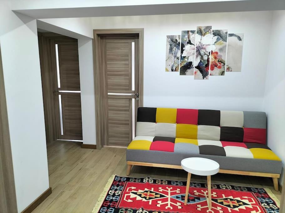 Three-Bedroom Apartment photo 1