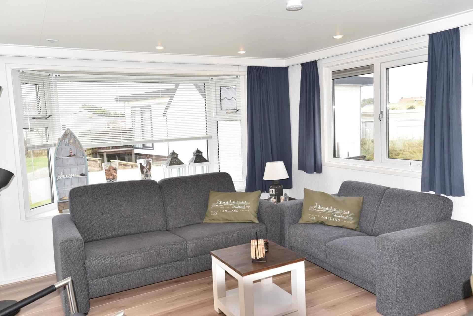 Three-Bedroom Chalet - Photo 3