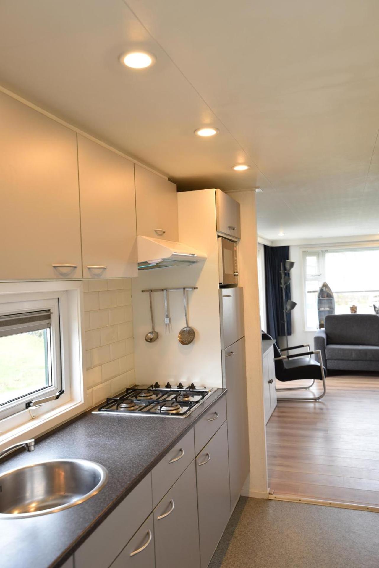 Three-Bedroom Chalet - Photo 8