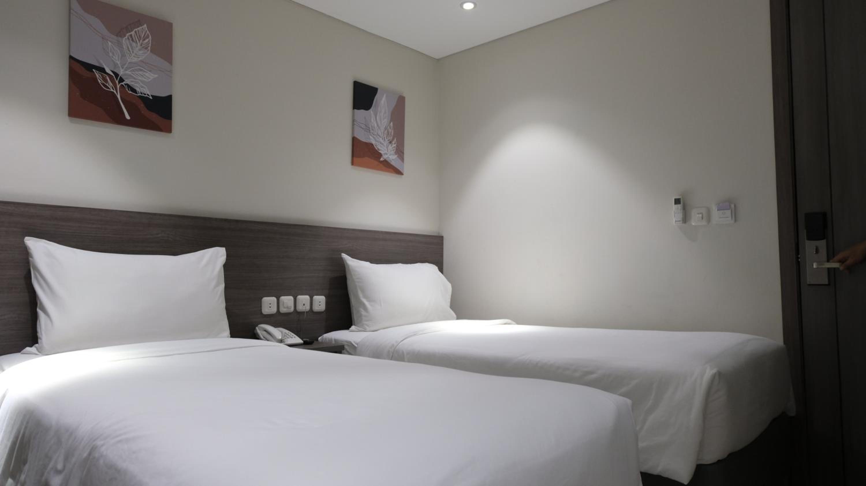 Superior Double or Twin Room - Photo 4
