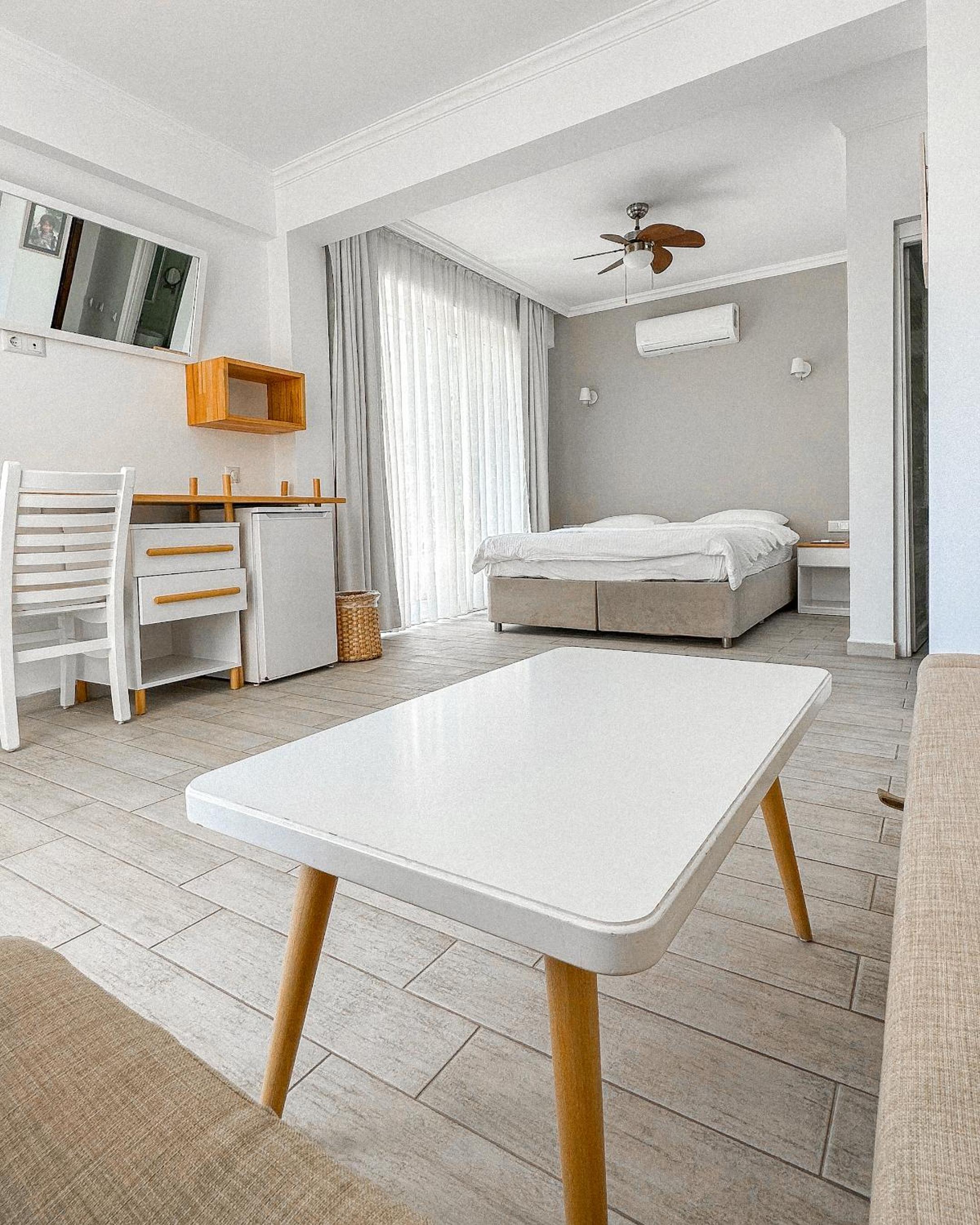 Deluxe Family Room - Photo 1