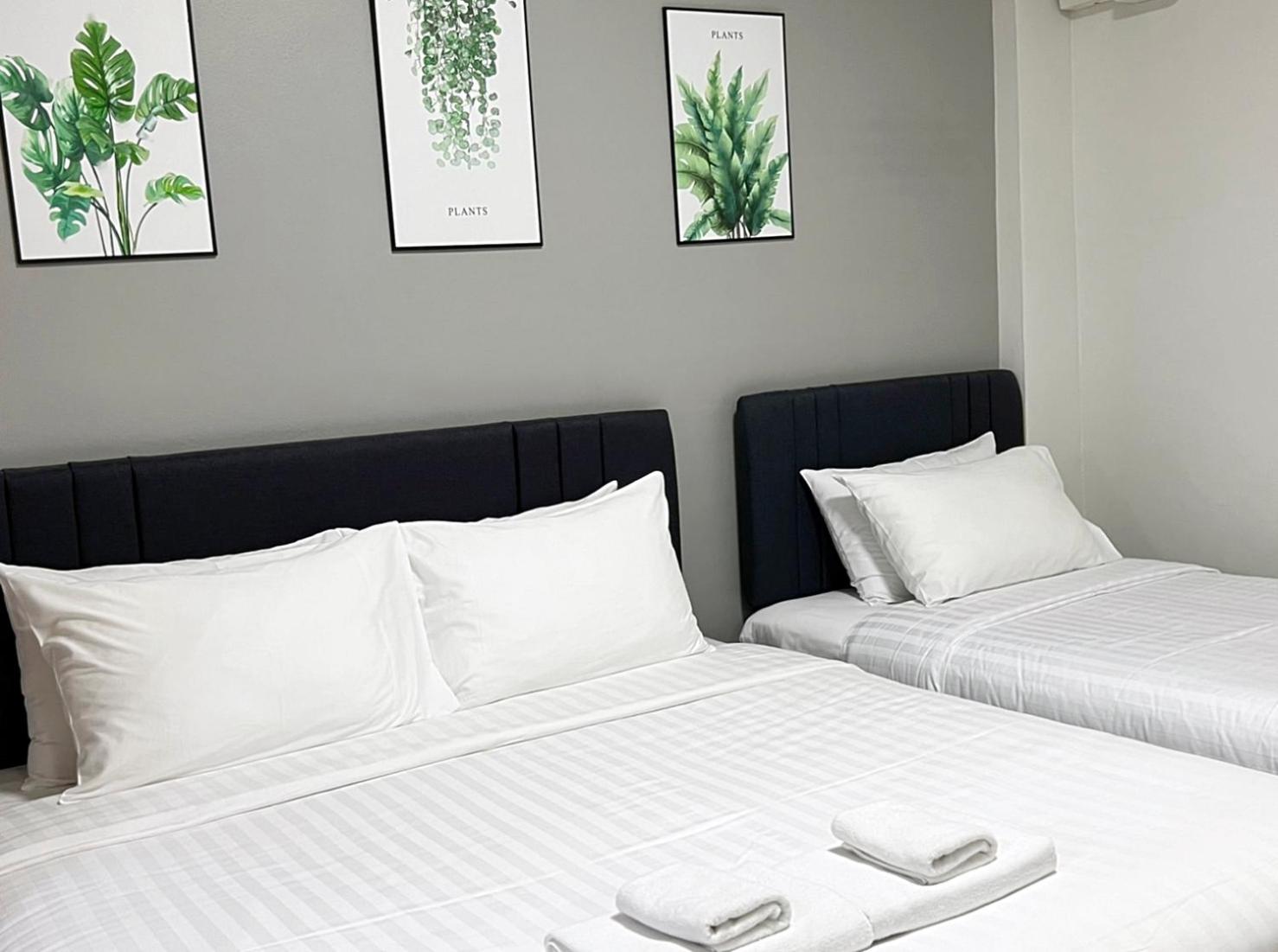 Deluxe Triple Room photo 3