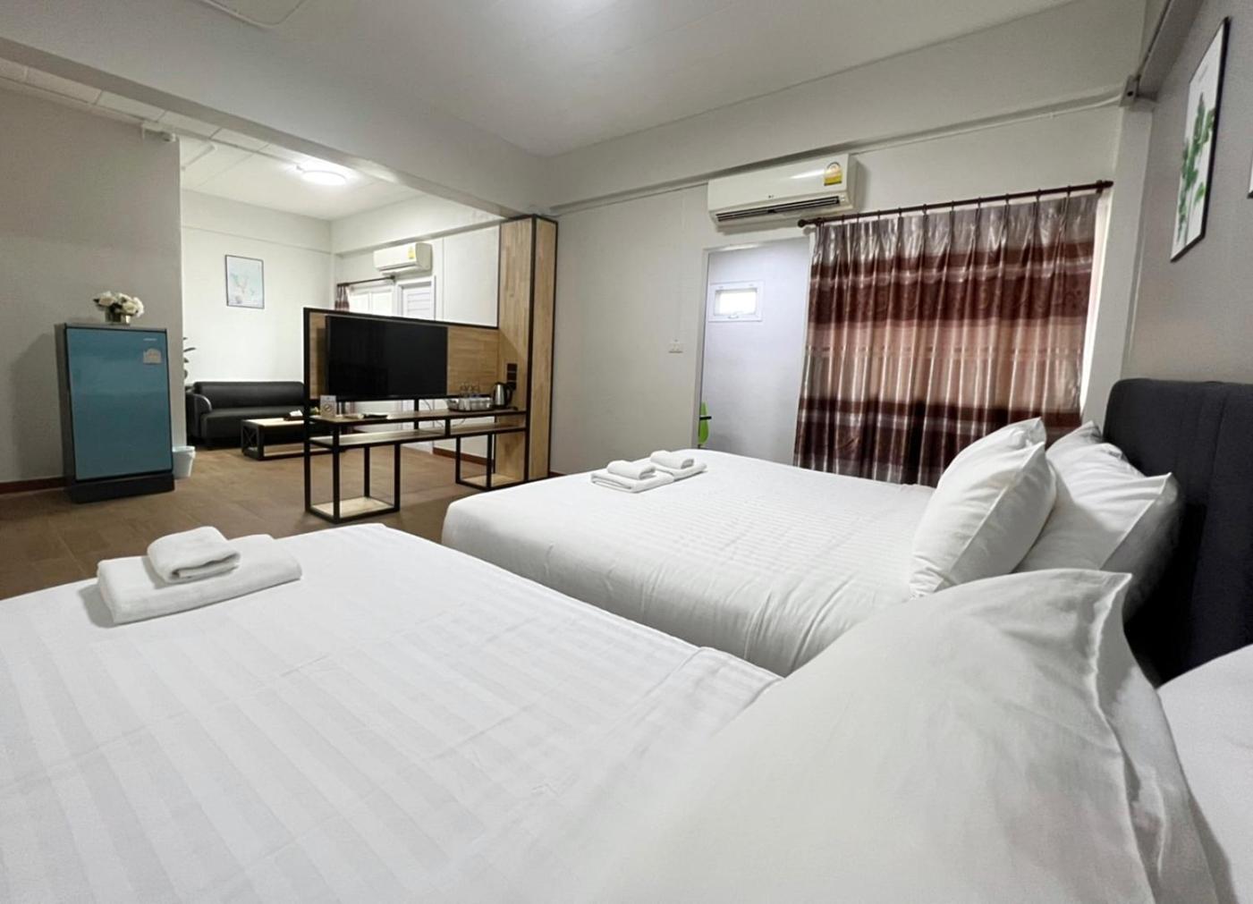 Deluxe Triple Room photo 2