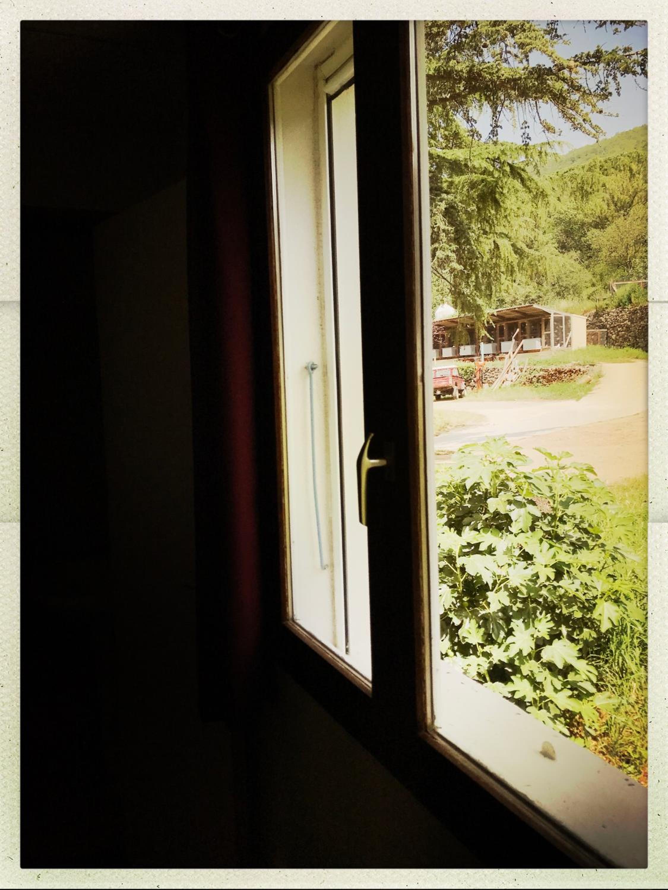 Standard Triple Room - Photo 2