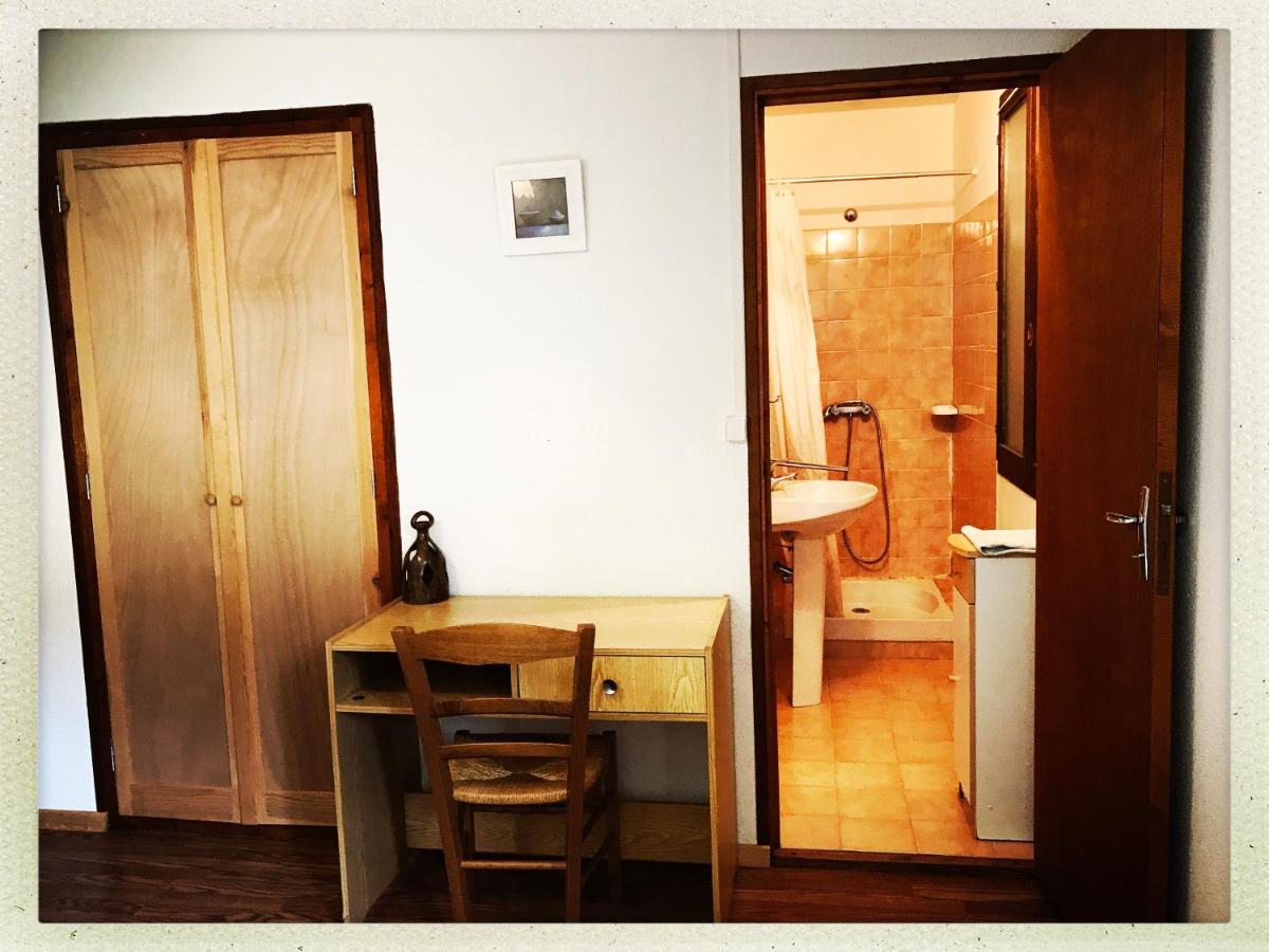 Classic Triple Room - Photo 1
