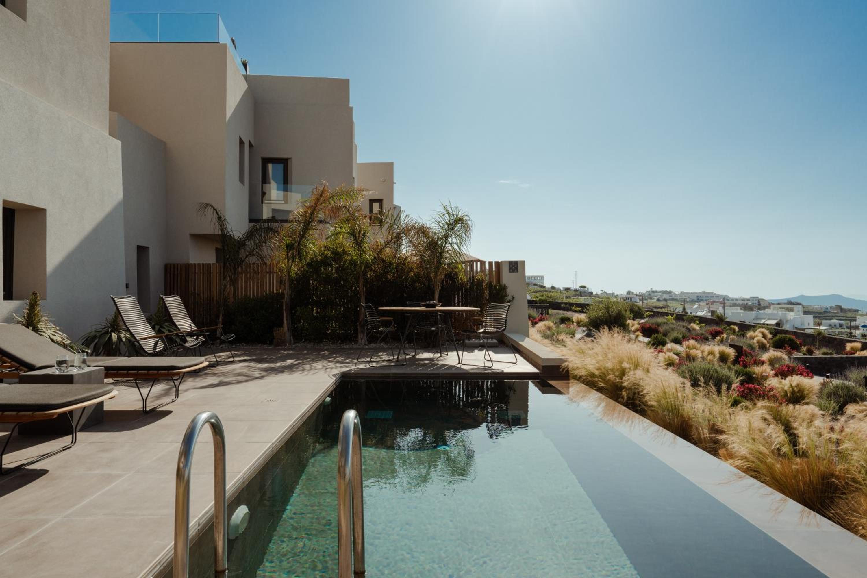 Executive Two Bedroom Suite with Private Heated Pool and Caldera View - Photo 5