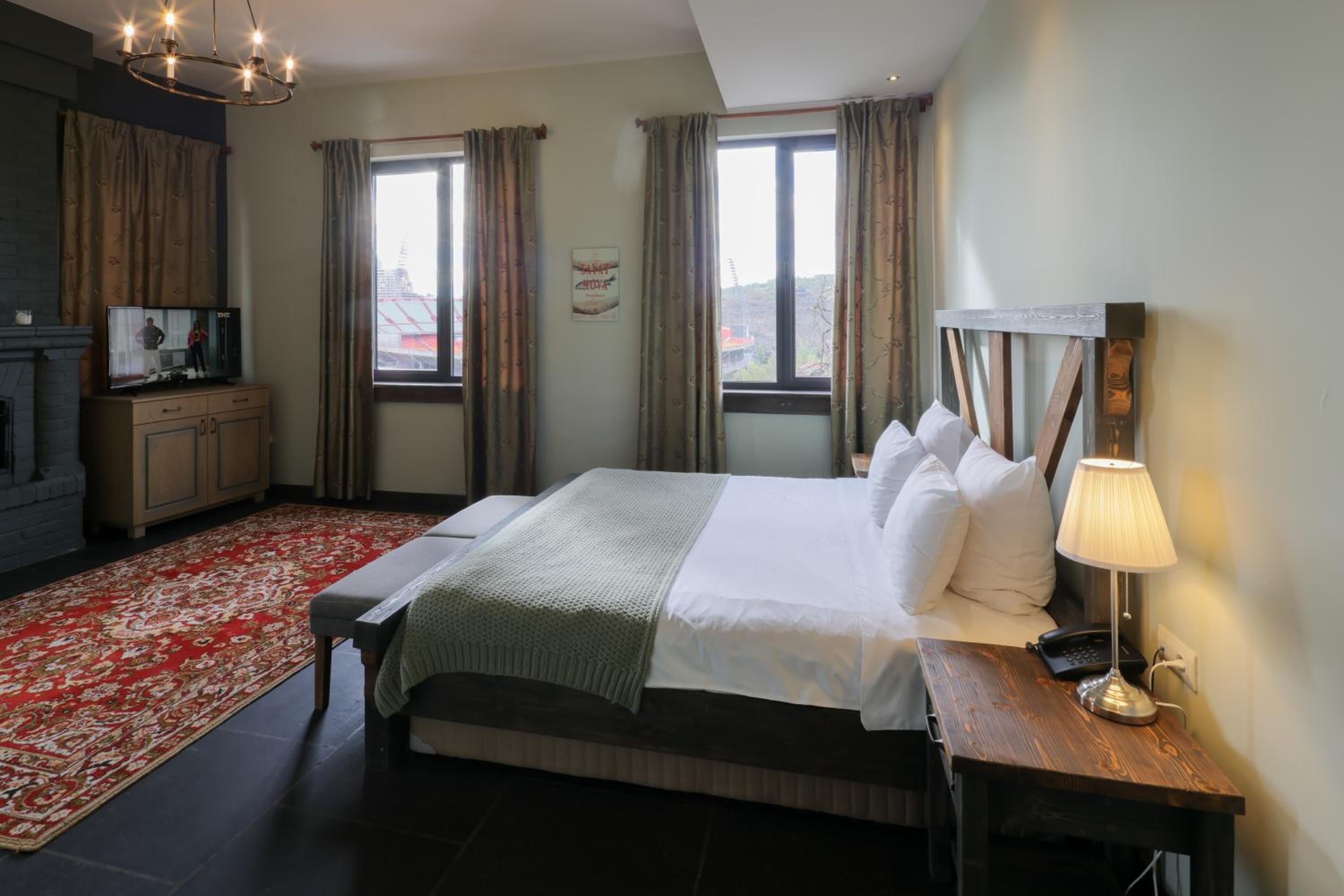 Family Suite with Balcony photo 1