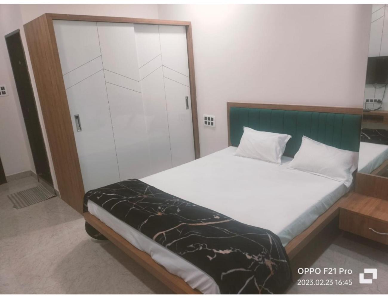 Double Room photo 3