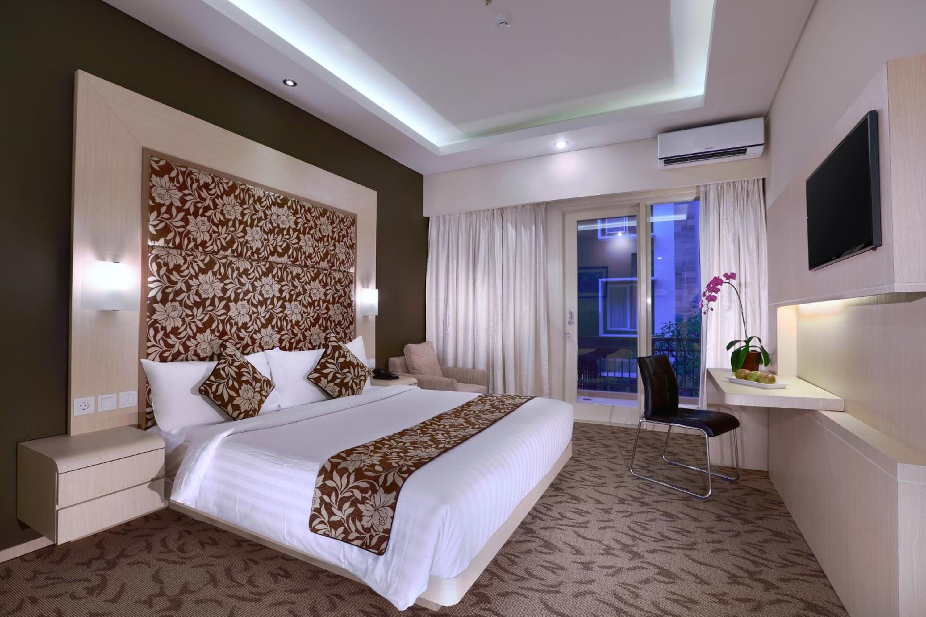 Superior Double or Twin Room - Photo 8